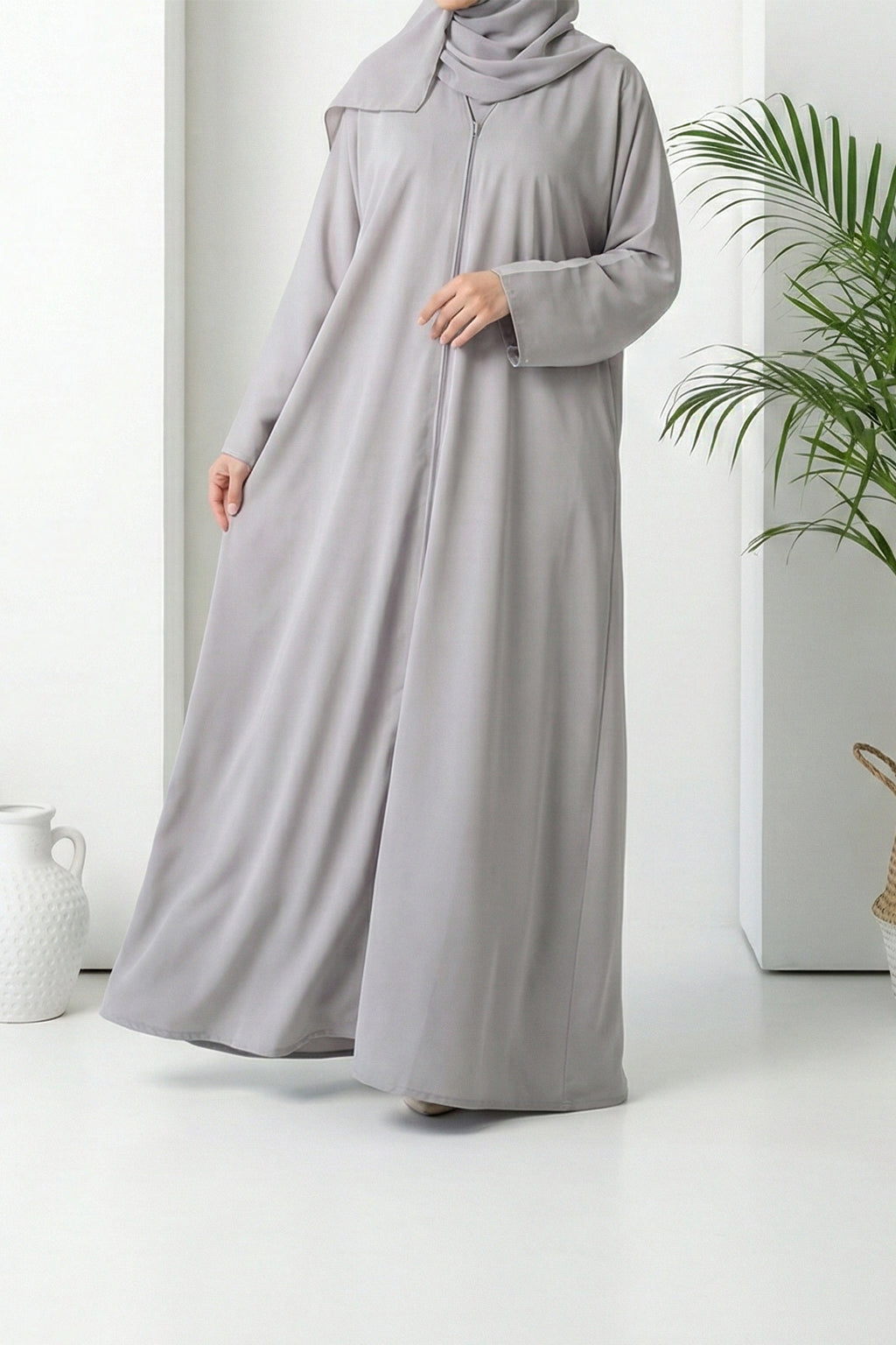 Zarnish Beige Abaya by Al Deebaj, photo 3