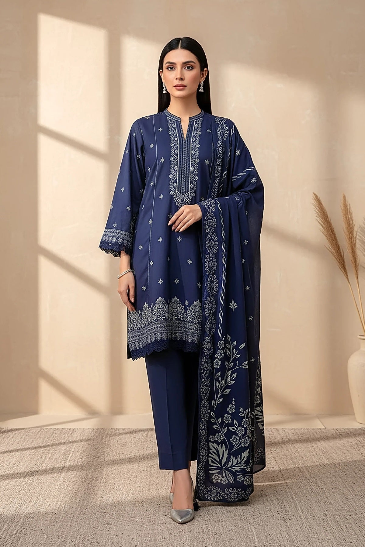 LSM Cashmi Wool Print LG-0068C by Lakhany – Lakhany 3-piece unstitched suit