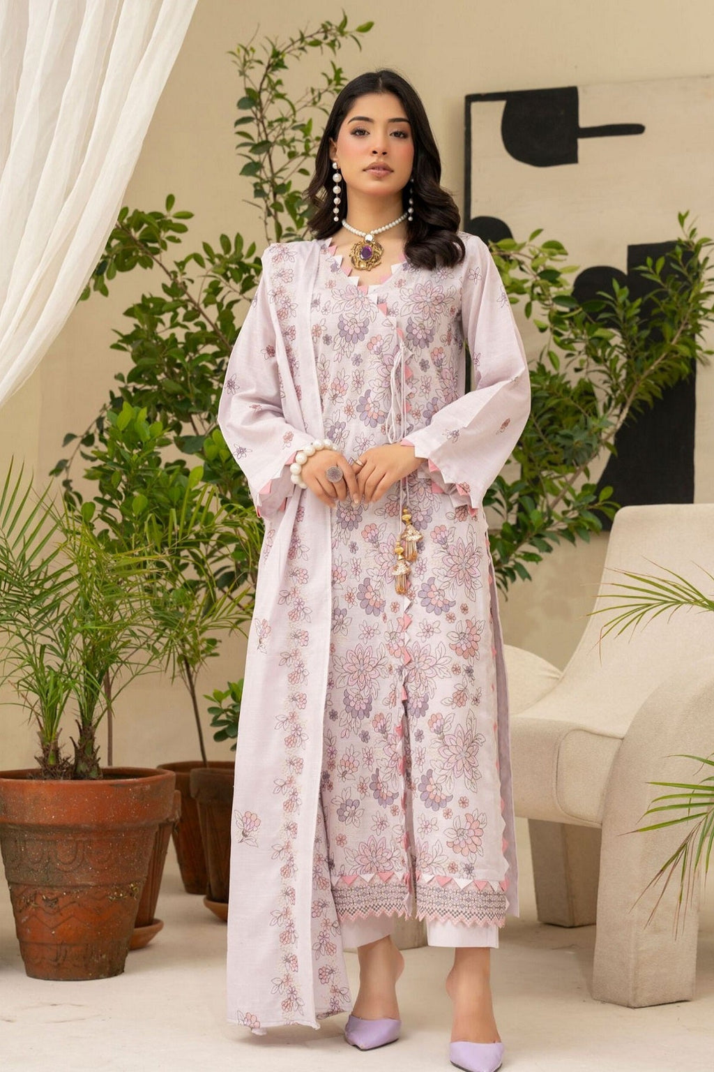 Aalaya Haya Lawn D-01 – Aalaya 3-piece unstitched suit
