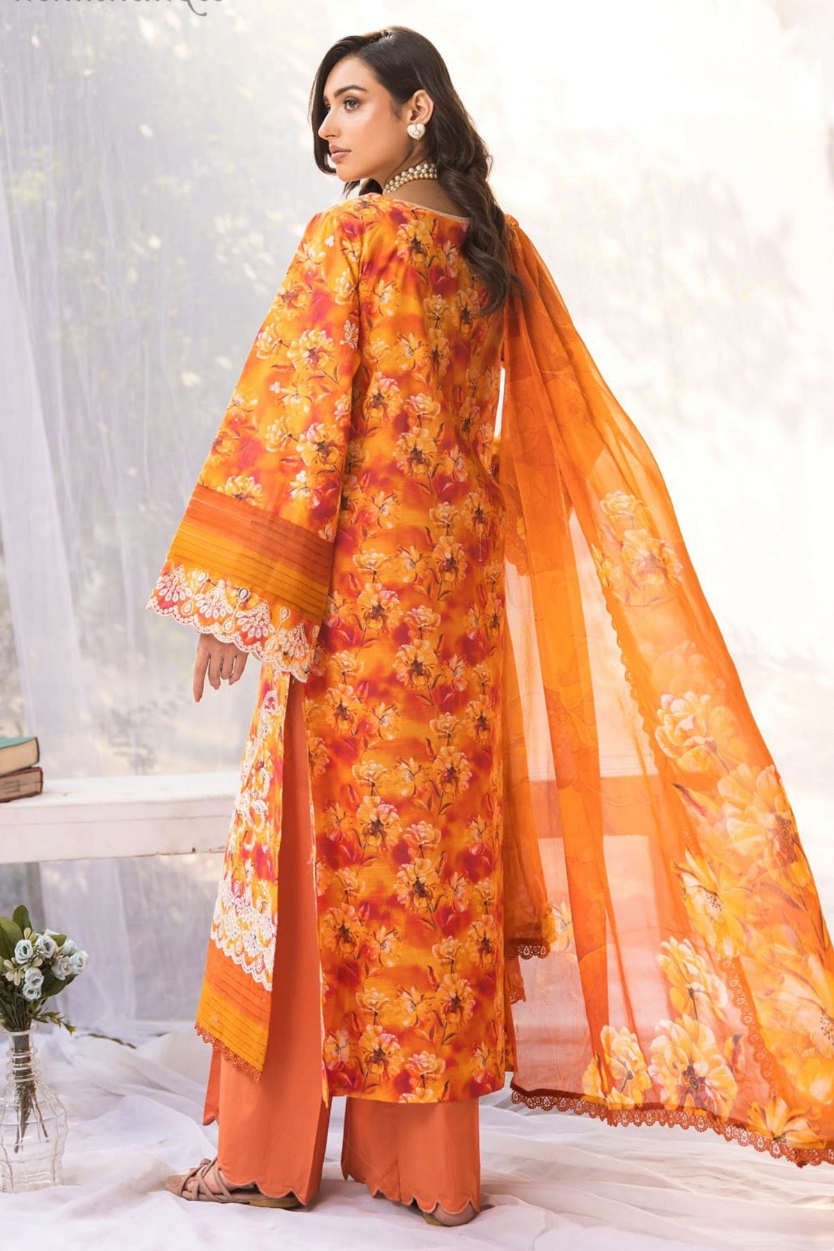 Sanam Saeed Slub Lawn D-02 by Puri Fabrics, photo 2