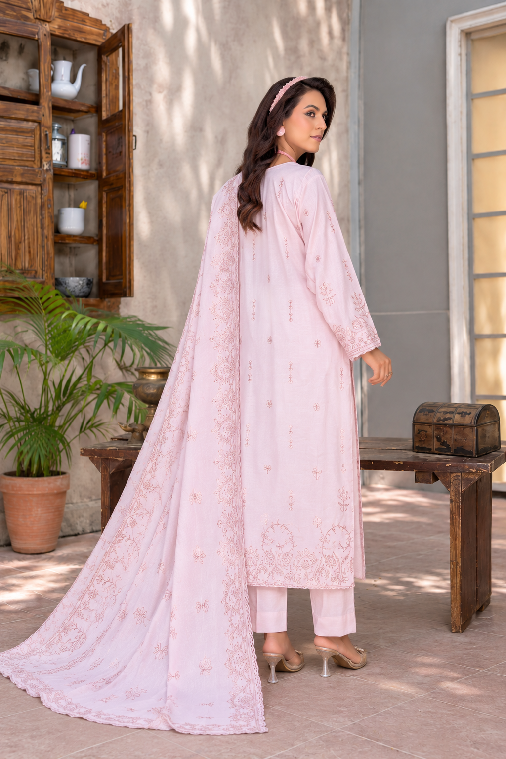 Mehfil Leather Peach By Bin Rashid D-02, photo 2