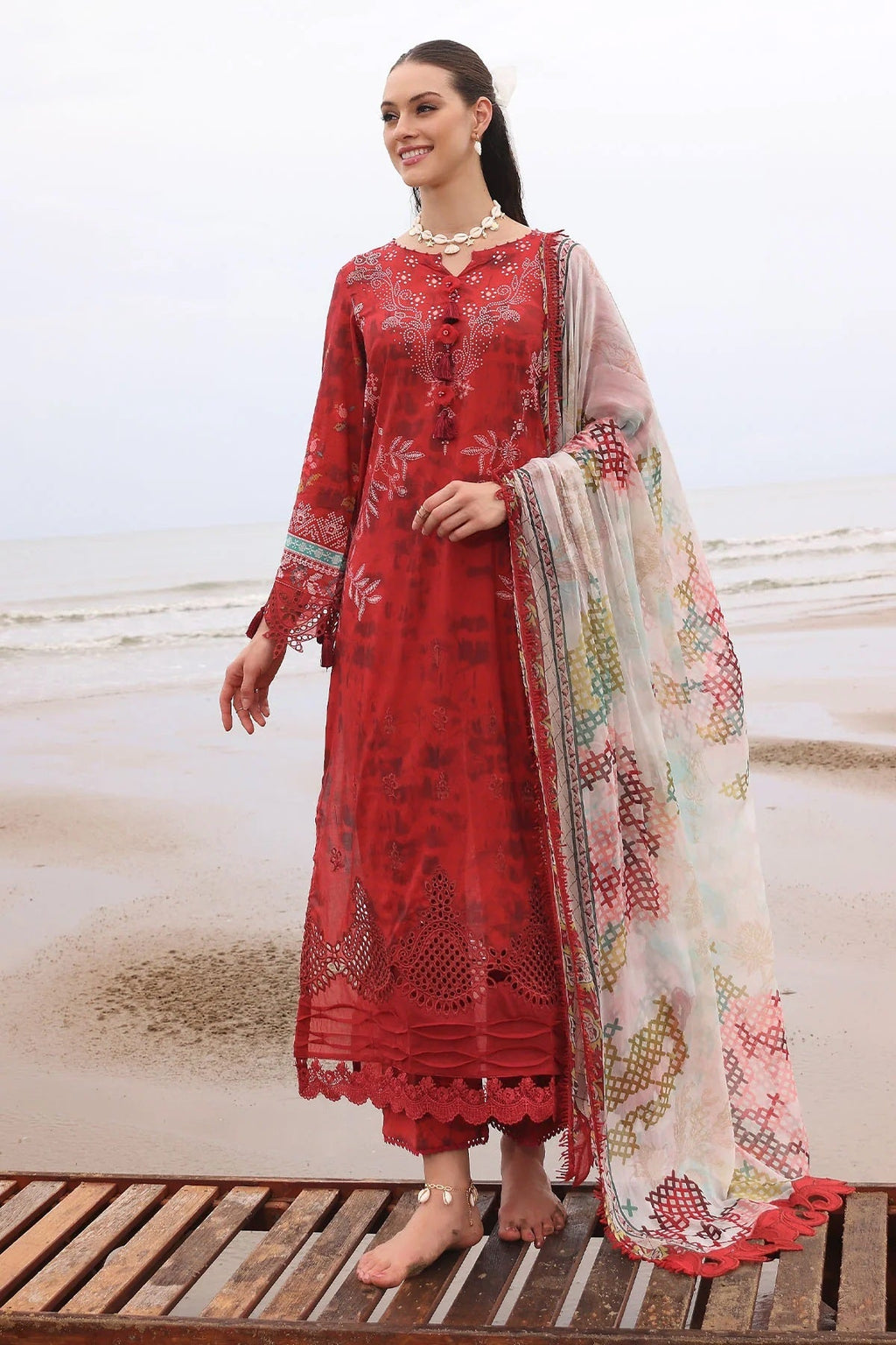 Nureh Gardenia Lawn NSG-170 – Nureh 3-piece unstitched suit