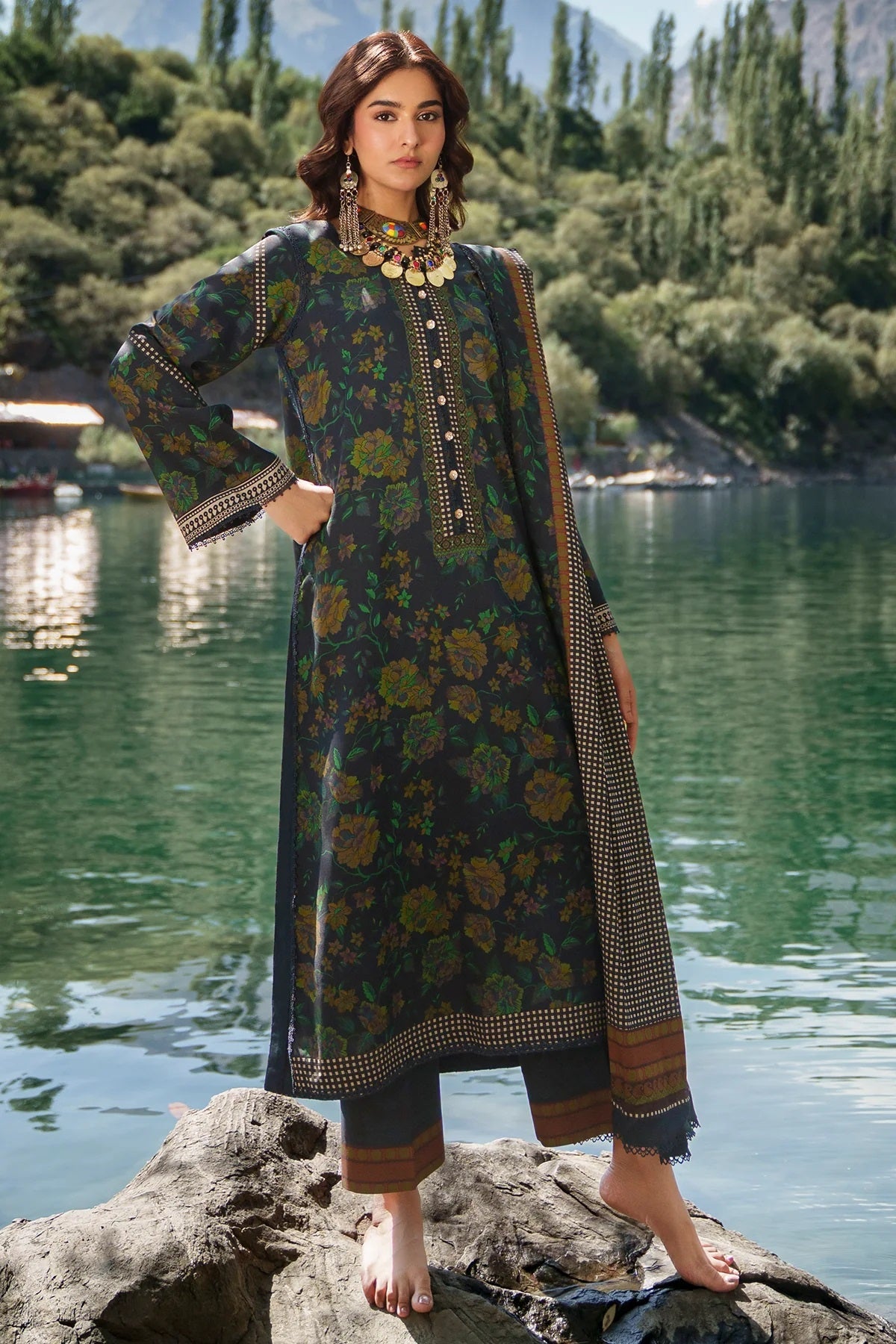 Charizma C Prints Linen CPW6-02 – Charizma 3-piece unstitched suit