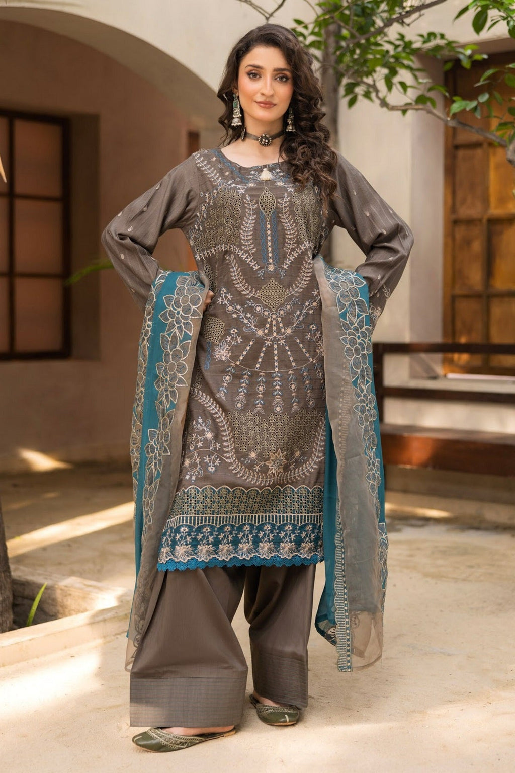 Aalaya Premium Viscose D-07 – Aalaya 3-piece unstitched suit