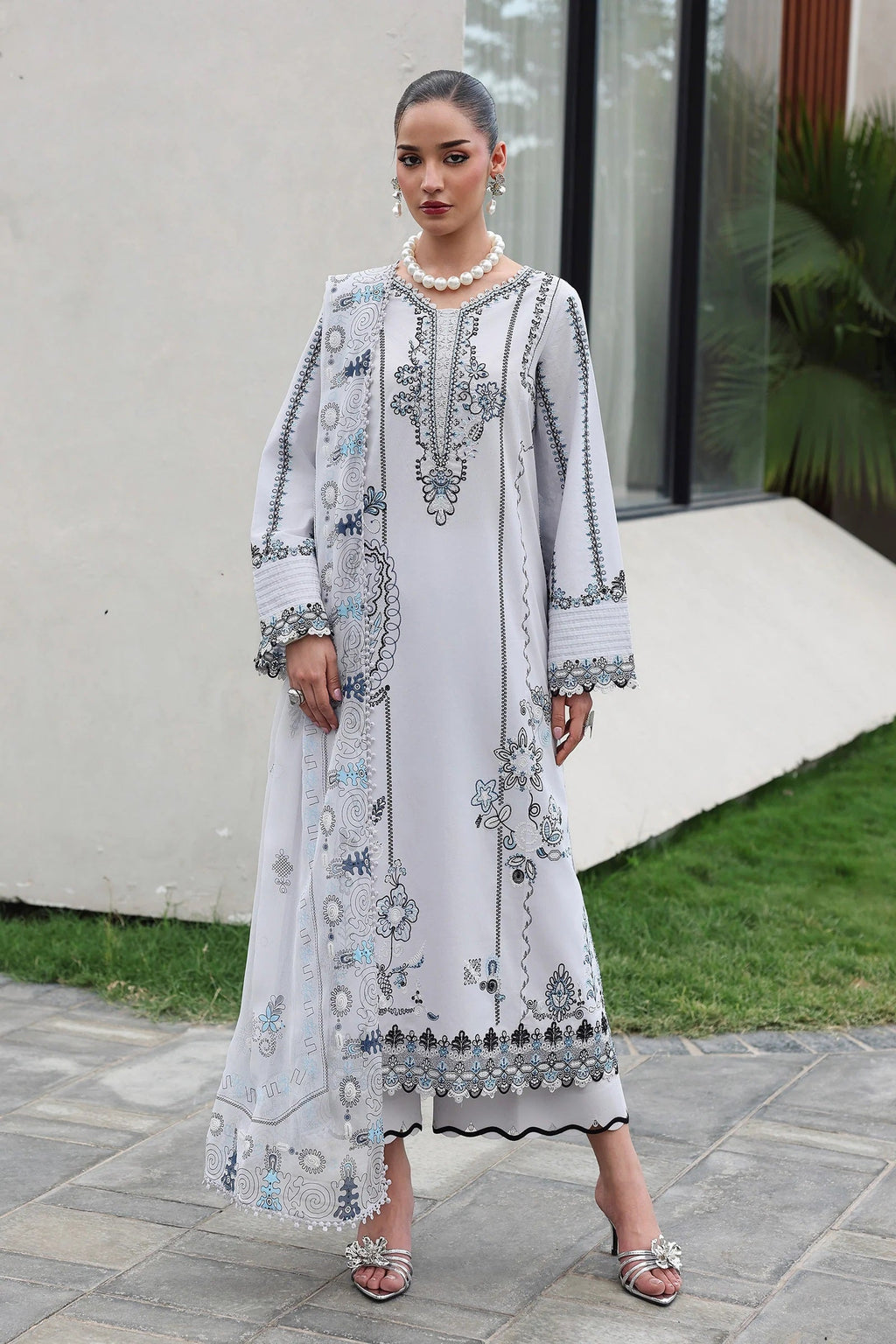 Qalamkar Qline Lawn QKL-03 (Samia) – Qalamkar 3-piece unstitched suit