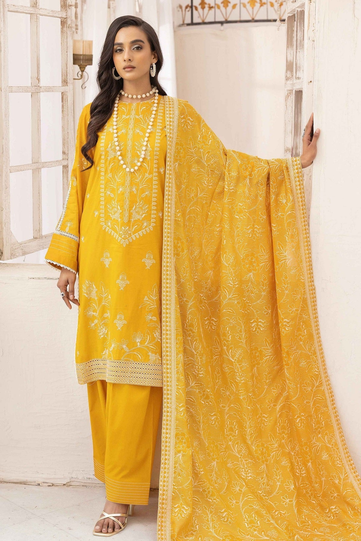 Noor-e-Chasham Lawn By Khoobsurat NS-502 – Khoobsurat 3-piece unstitched suit