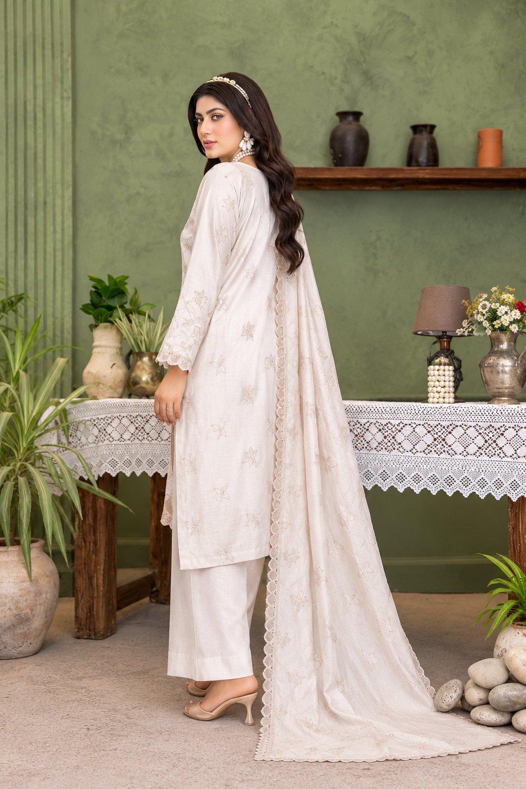Deeda Zaib Leather Peach By Riaz Arts D-04, photo 2