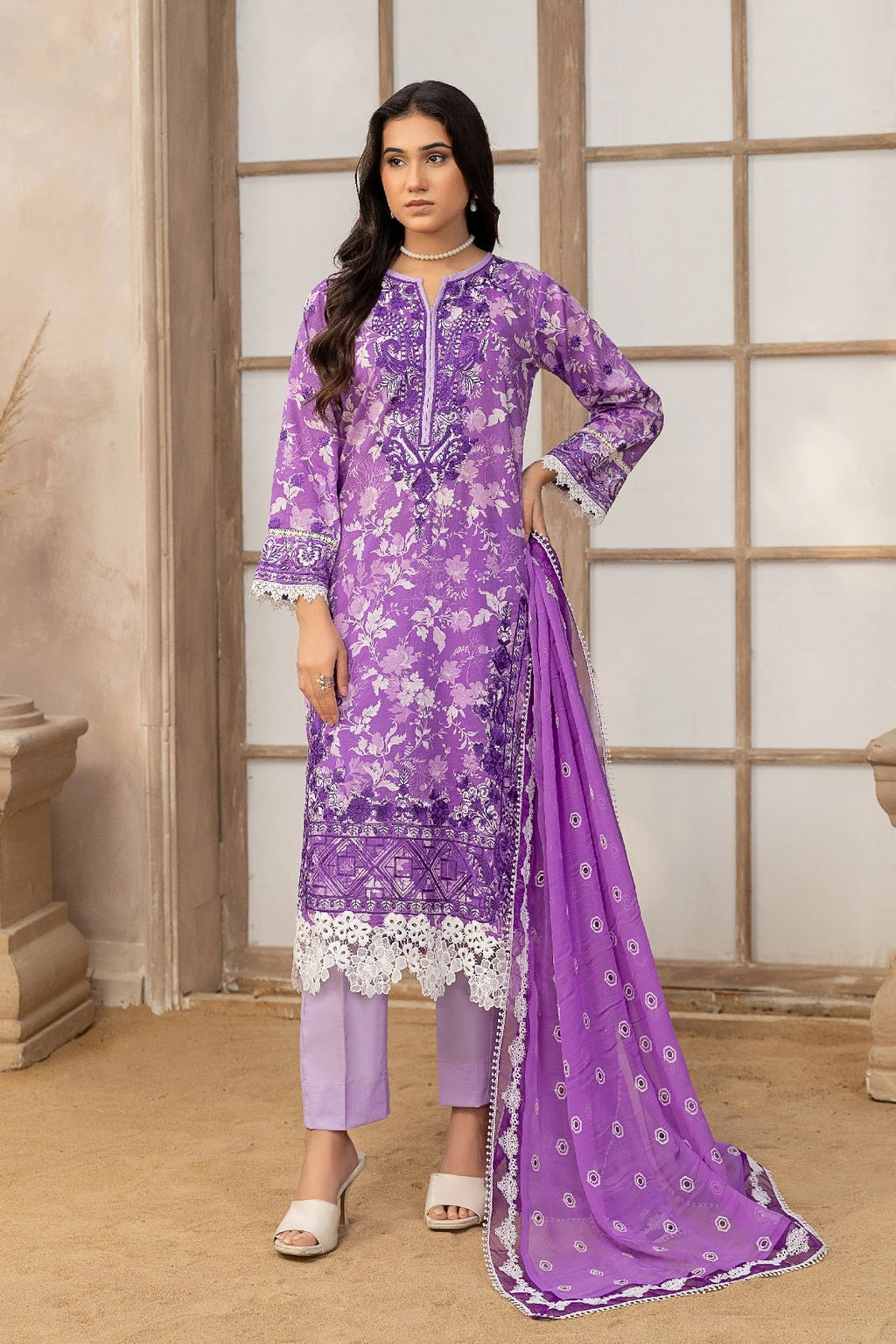 Smile Luxury Lawn By Azam Arts D-2104 – Azam Arts 3-piece unstitched suit
