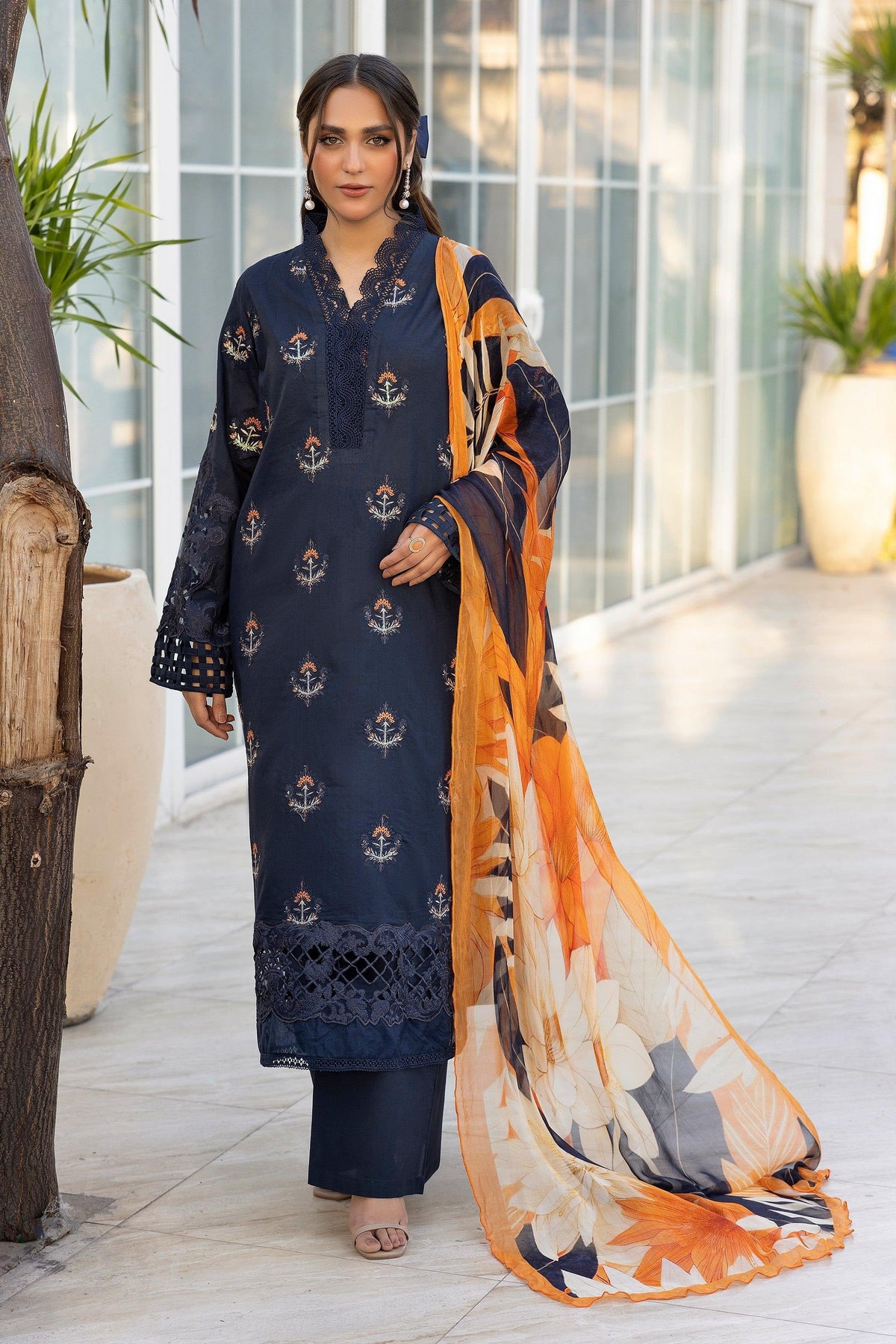 Safa Noor Nuri Lawn SN-04 – Safa Noor 3-piece unstitched suit