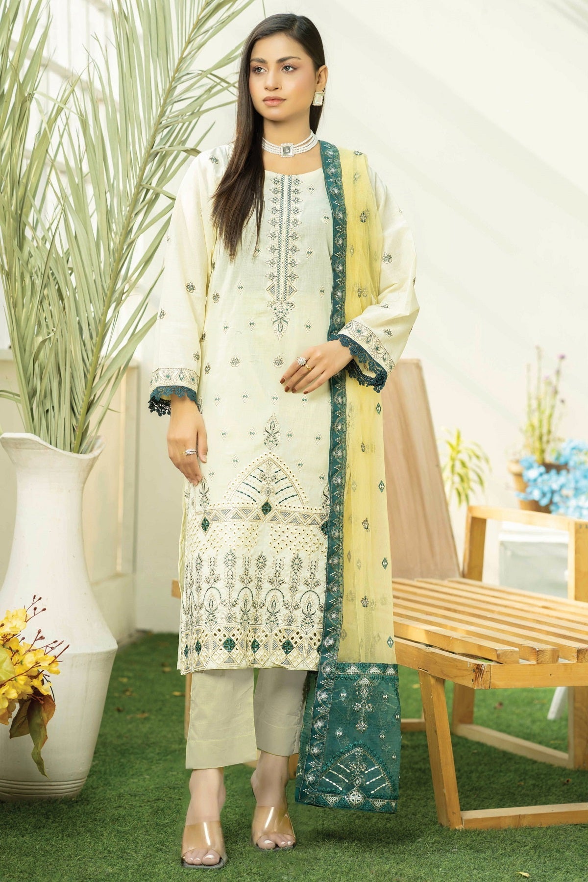 Aghaz-e-Mehar Lawn By Bin Rashid D-04 – Bin Rashid 3-piece unstitched suit