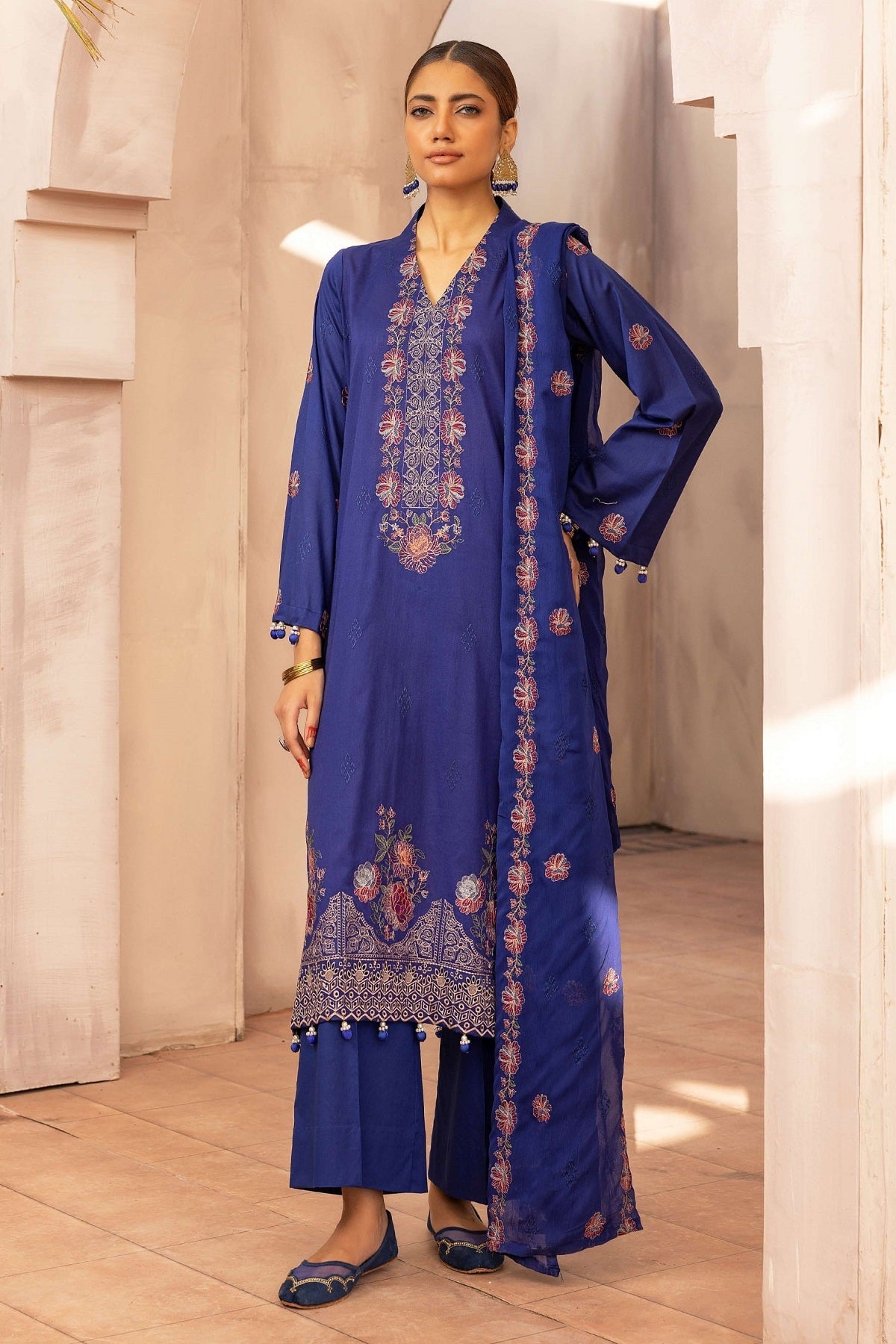 Dastoor Lawn By Khoobsurat D-23 – Khoobsurat 3-piece unstitched suit