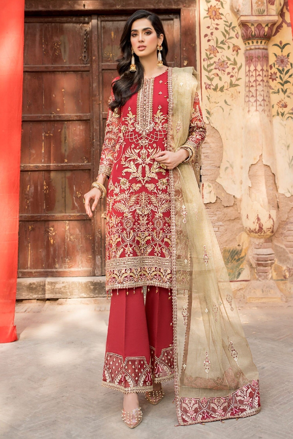 Kara Luxe Formal Wear KRLUA-04 (Rosette Charm) – Kara Luxe 3-piece unstitched suit