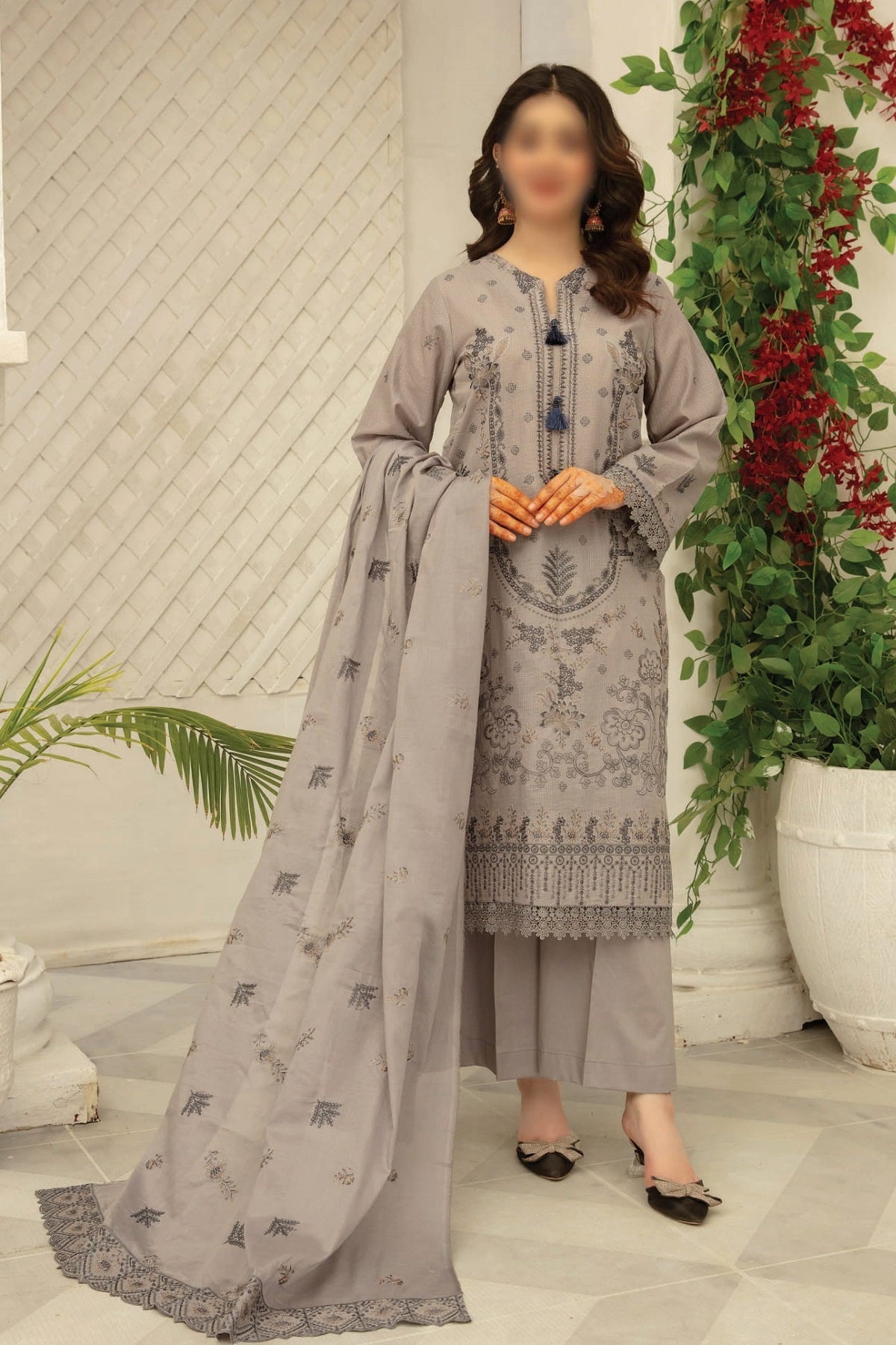Fatima Mother Lawn D-05 – Fatima 3-piece unstitched suit