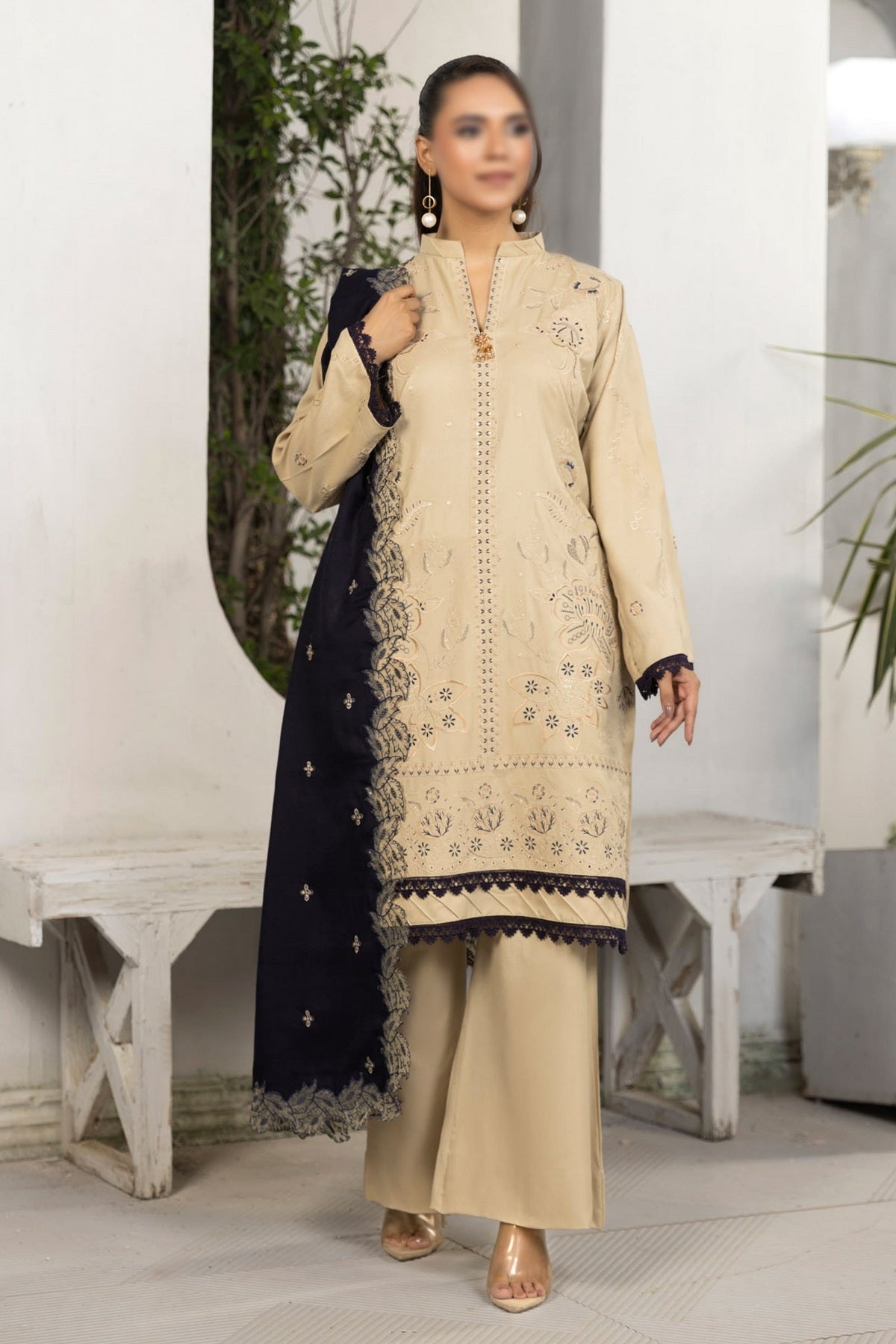 Fantak Premium Dhanak FAW-366 – Fantak 3-piece unstitched suit