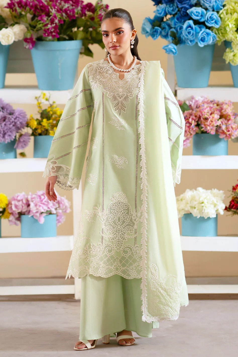 Ember Lawn By Mahnur EM-004 – Mahnur 3-piece unstitched suit