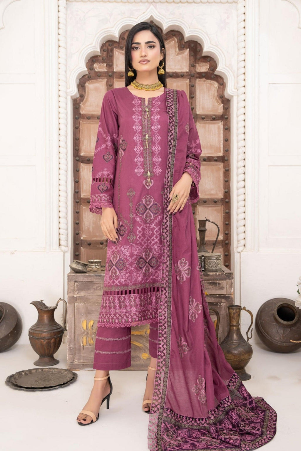Alif Lawn By Eman Arts AL-66 – Eman Arts 3-piece unstitched suit