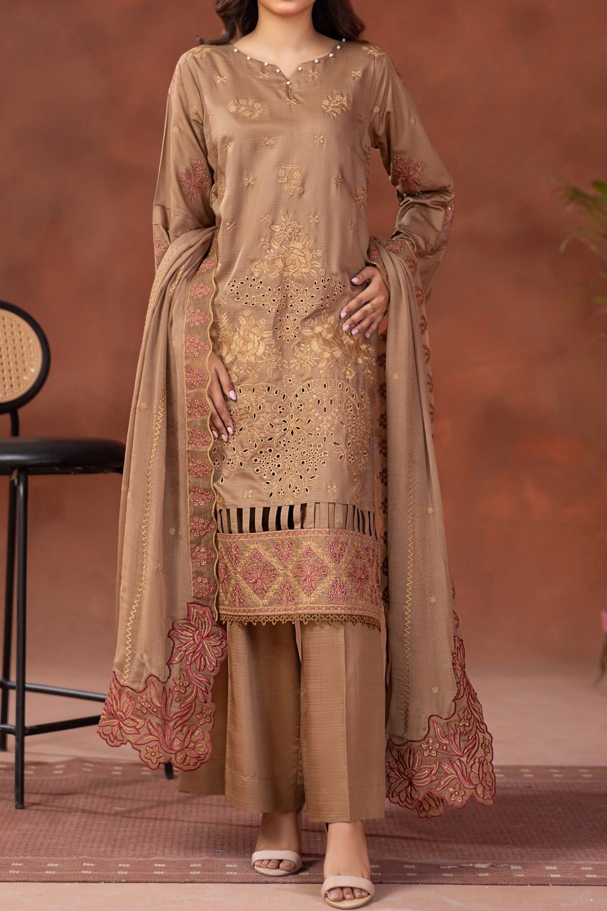 Fantak Premium Viscose FAW-317 – Fantak 3-piece unstitched suit