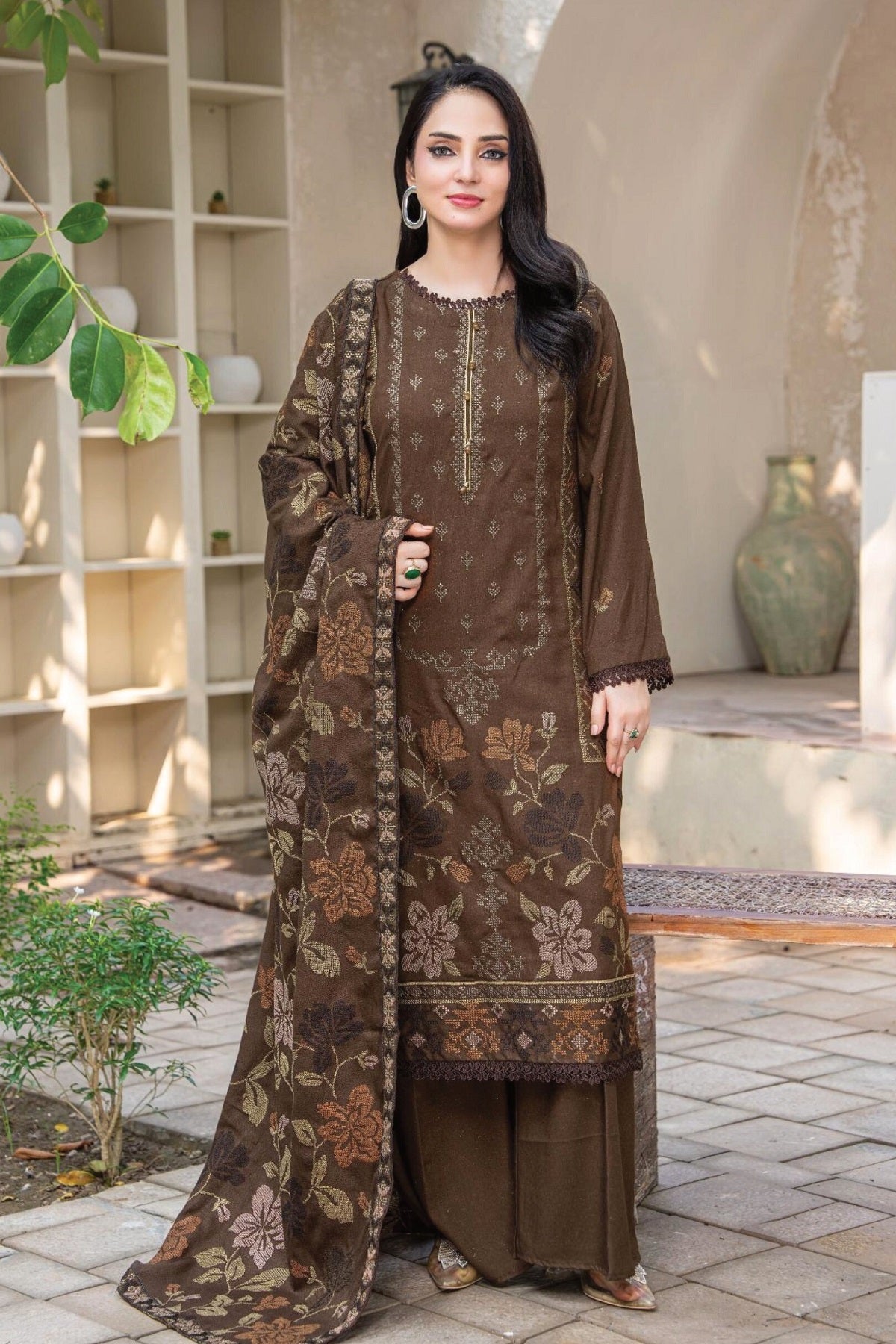 Alif Winter By Eman Arts AW-74 – Eman Arts 3-piece unstitched suit