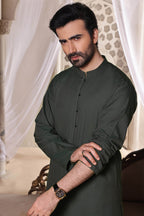 Green Self Cotton Kurta by Al Deebaj