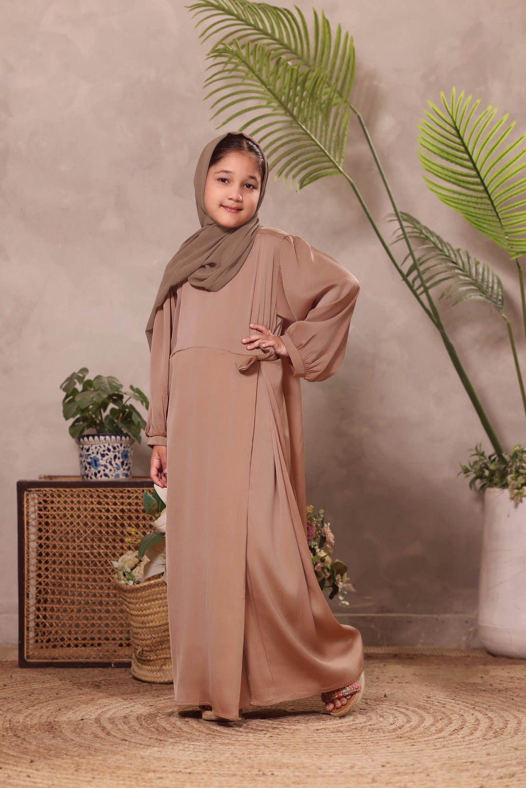 Sehrish Biscuit Abaya by Al Deebaj, photo 5