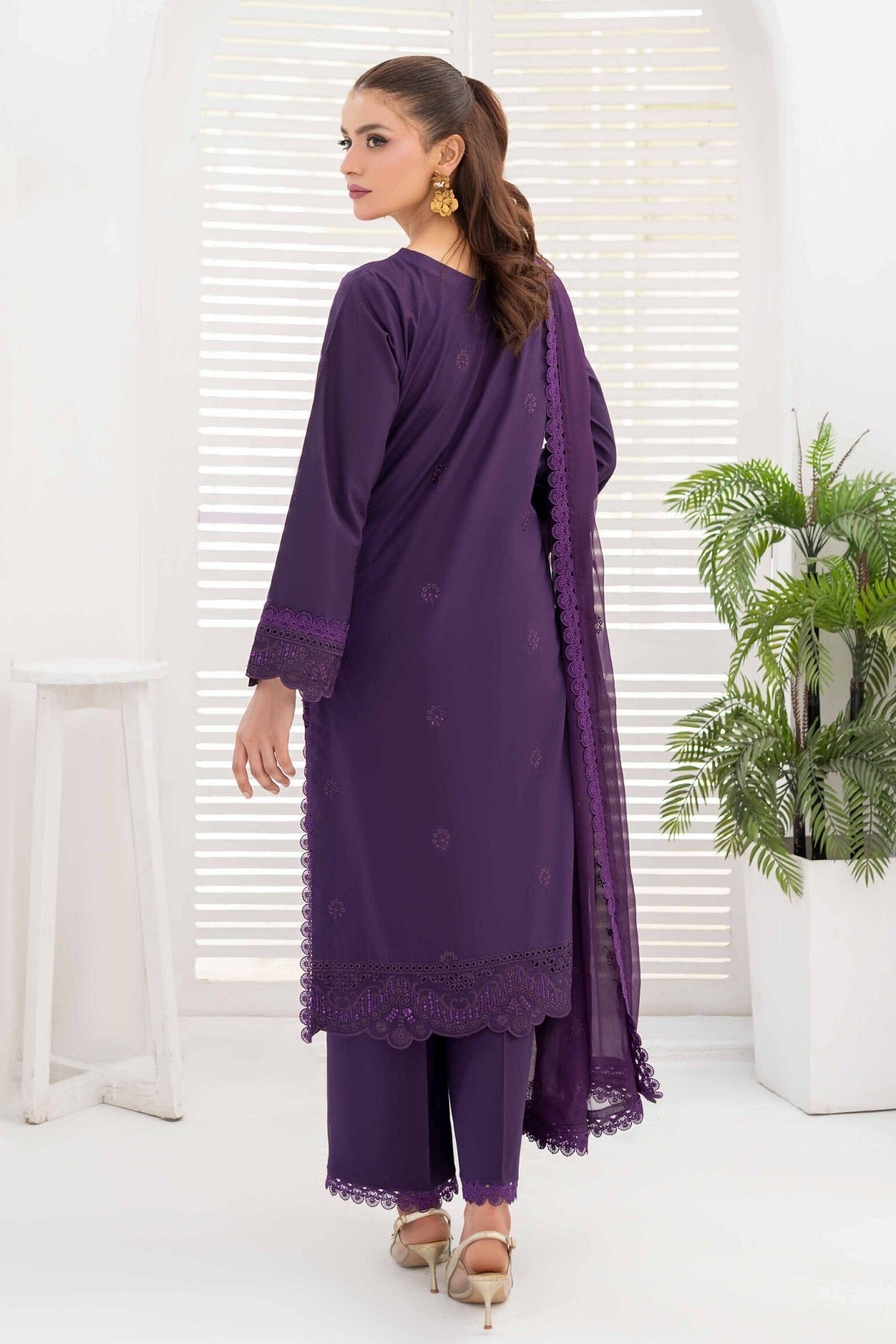 Rajis Noor Jahan Lawn RJ-05 by Raji's, photo 2