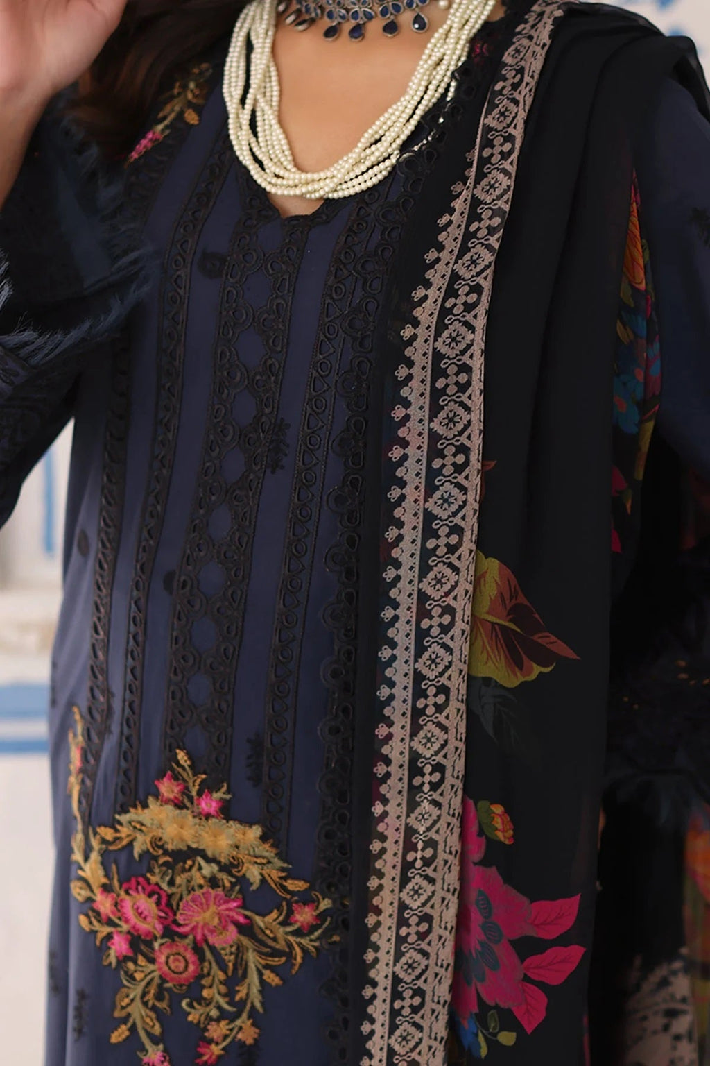Charizma Tabeer Lawn CT4-05, photo 2