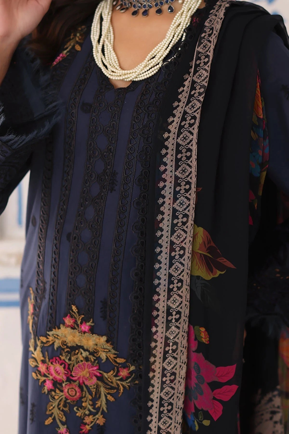 Charizma Tabeer Lawn CT4-05, photo 2