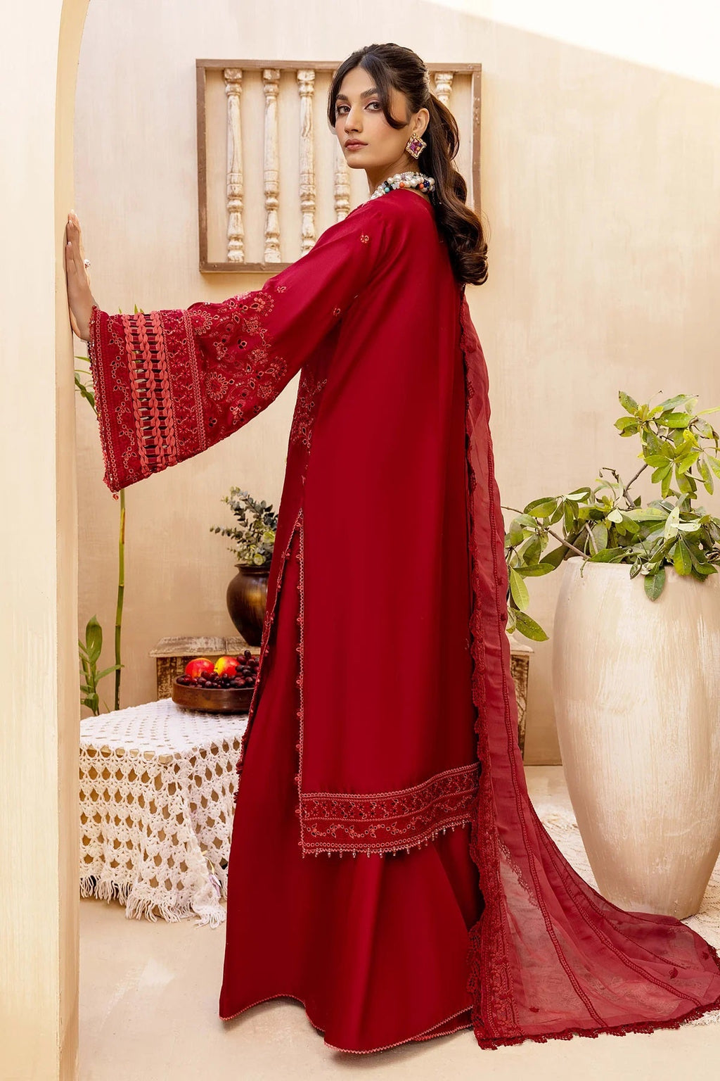 Elizabeth Luxury Lawn By Adans Libas D-05 (Ruby), photo 2