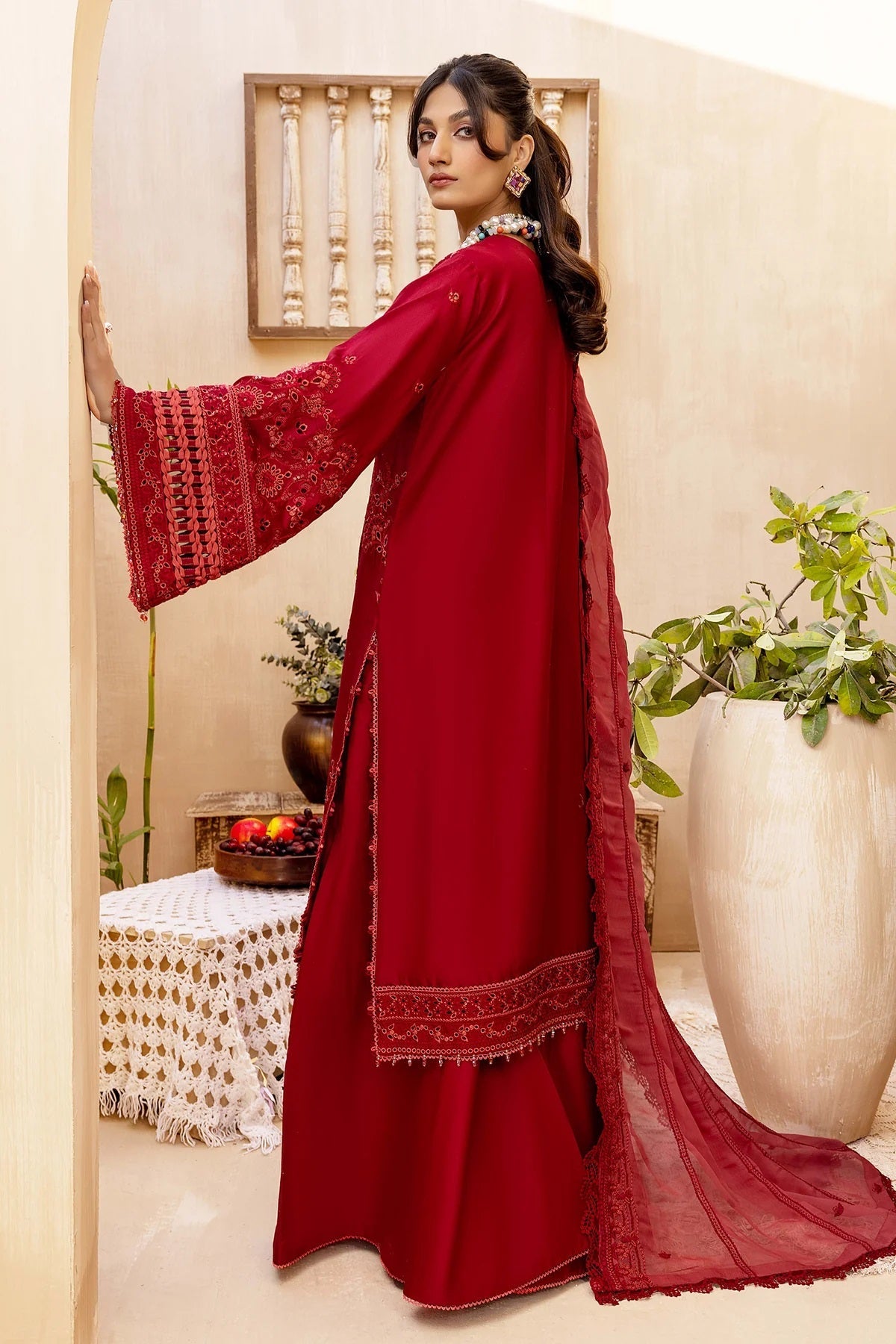 Elizabeth Luxury Lawn By Adans Libas D-05 (Ruby), photo 2