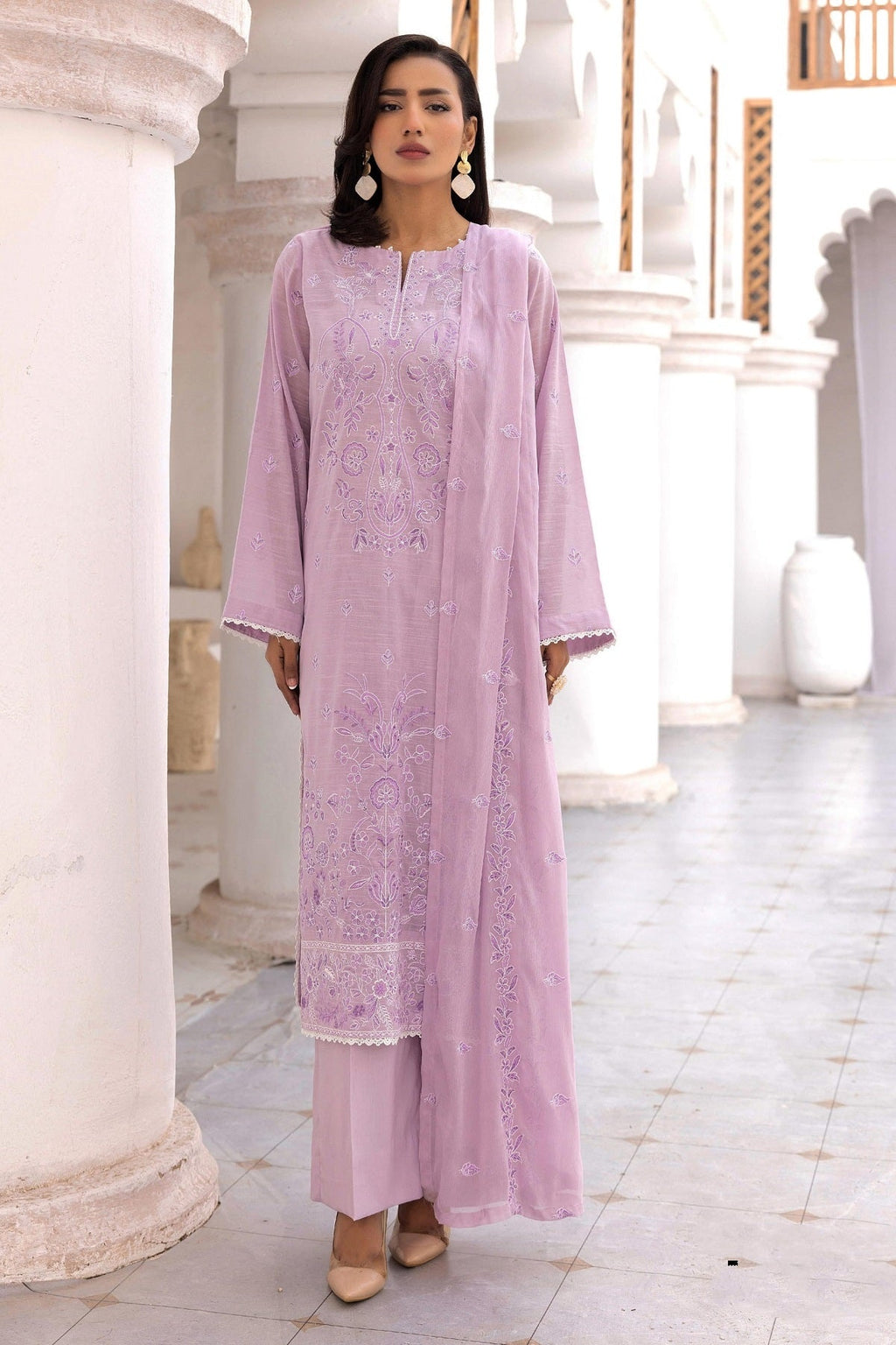Dastoor Lawn By Khoobsurat D-105 – Khoobsurat 3-piece unstitched suit