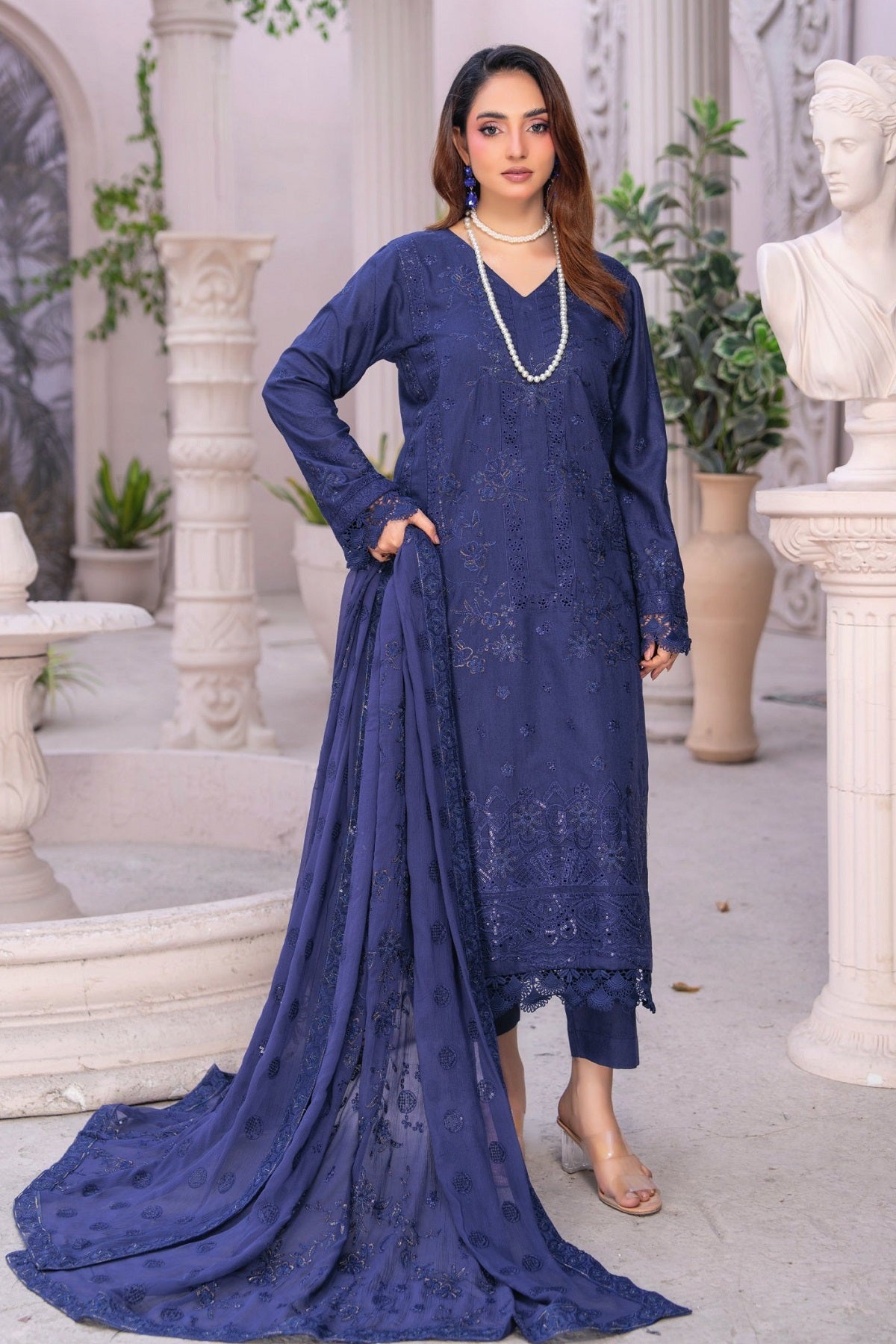 Komal Karandi By Riaz Arts D-05 – Riaz Arts 3-piece unstitched suit