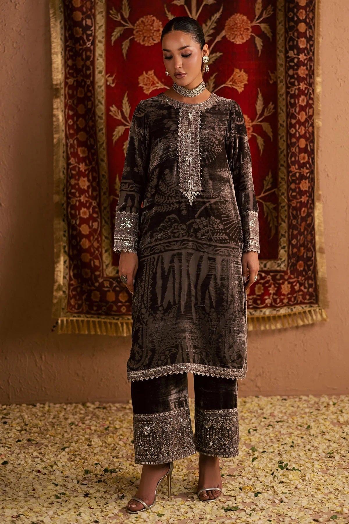 Nureh Ballerina Velvet NU2-192 Two Piece – Nureh 2-piece unstitched suit