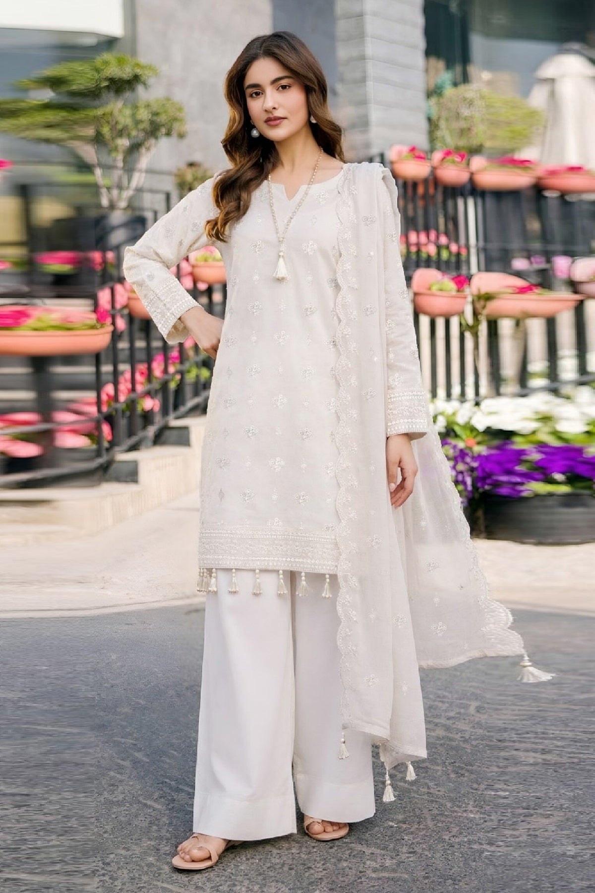 Abisha Ethnic Lawn D-05 by Abisha Fabrics – Abisha Fabrics 3-piece unstitched suit