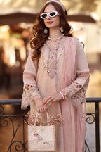 Noor Luxe Prints Khaas D-06B by Saadia Asad, photo 2