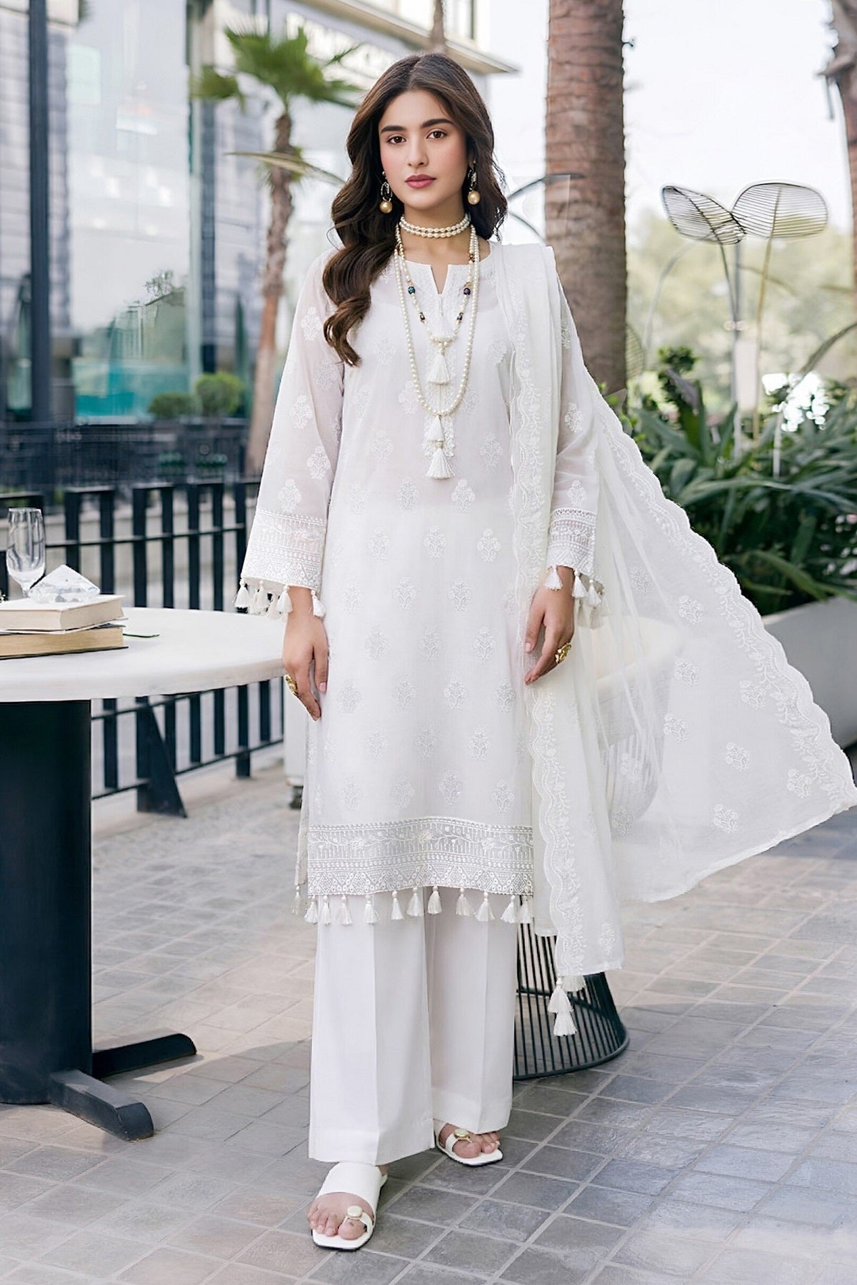 Abisha Ethnic Lawn D-06 by Abisha Fabrics – Abisha Fabrics 3-piece unstitched suit