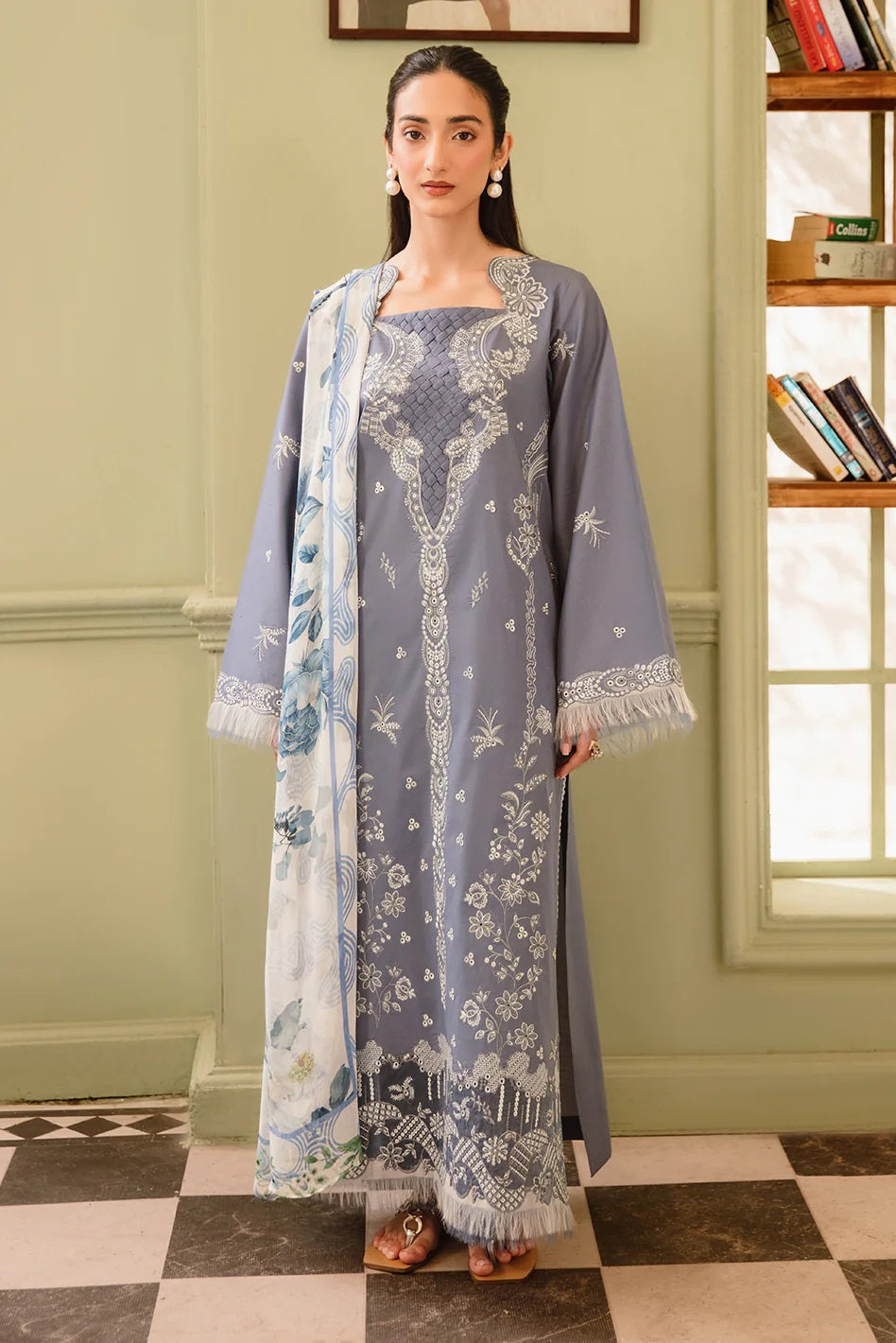 Nyrella Lawn By Celts D-06 – Celts 3-piece unstitched suit
