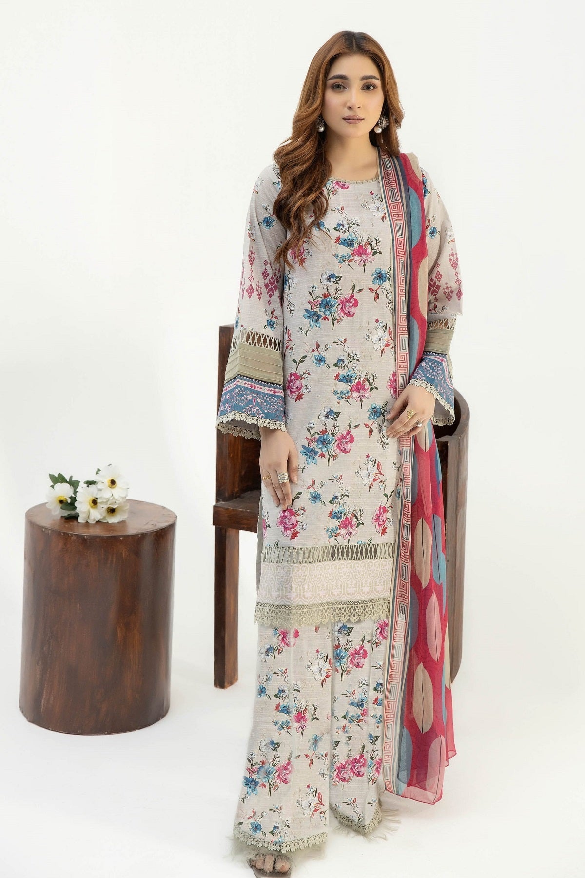 Johra Shibra Lawn JH-942 – Johra 3-piece unstitched suit