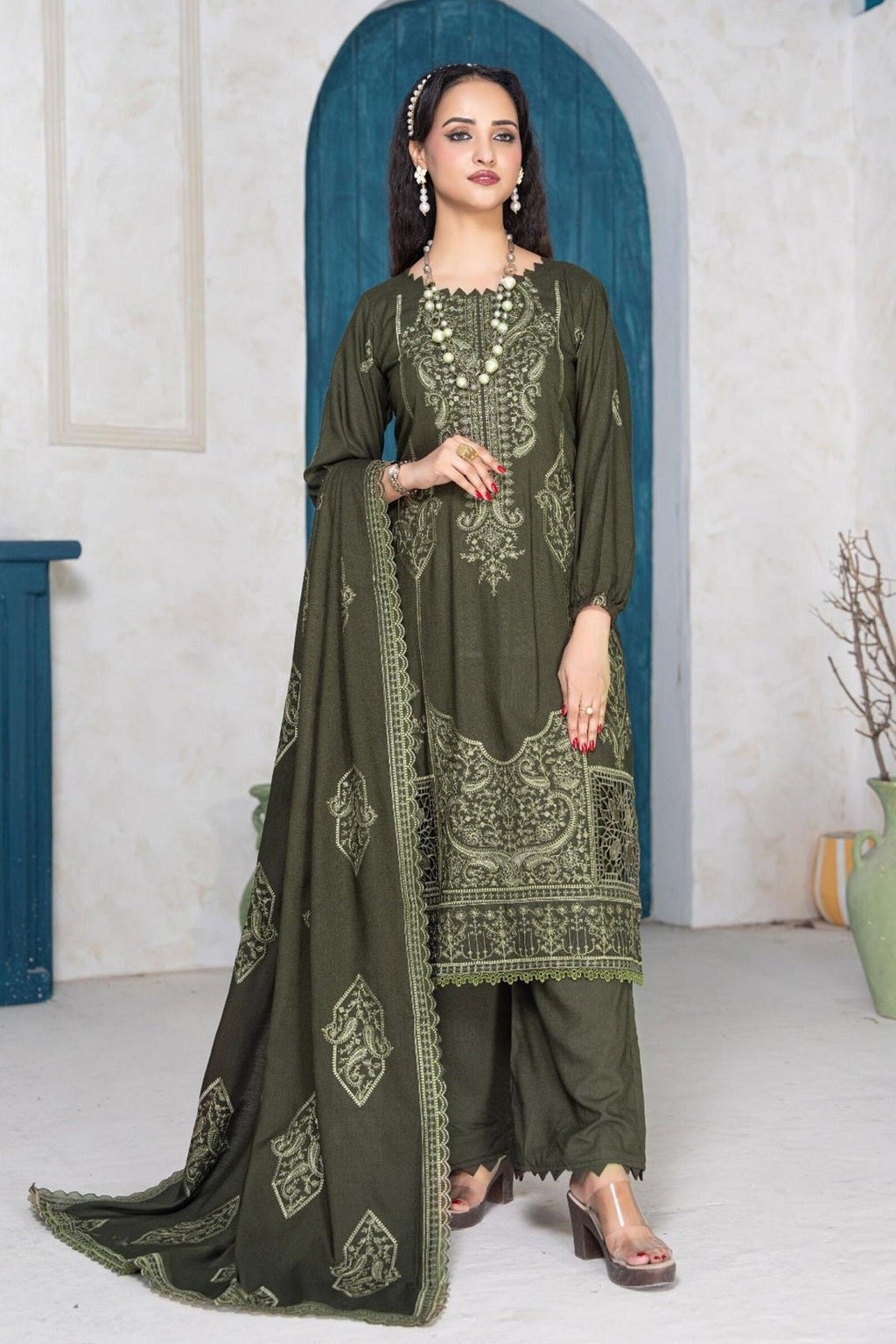 Alif Winter By Eman Arts AW-80 – Eman Arts 3-piece unstitched suit