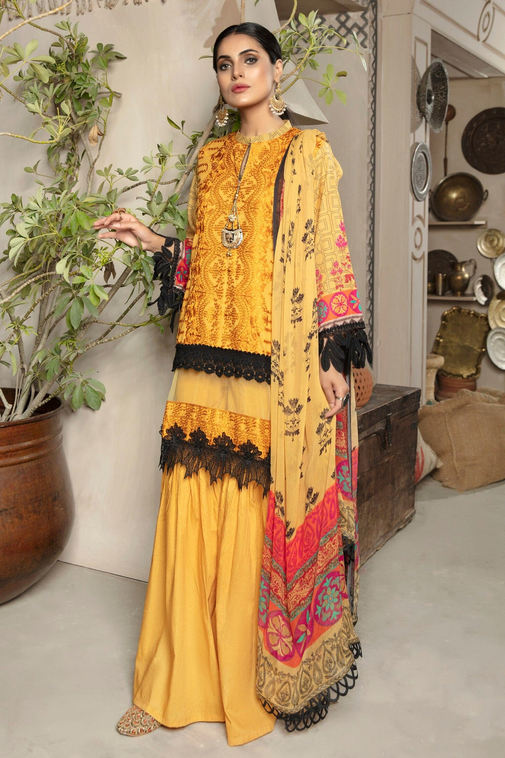 Gulmohar Lawn D-06 (Topaz) – Gulmohar 3-piece unstitched suit