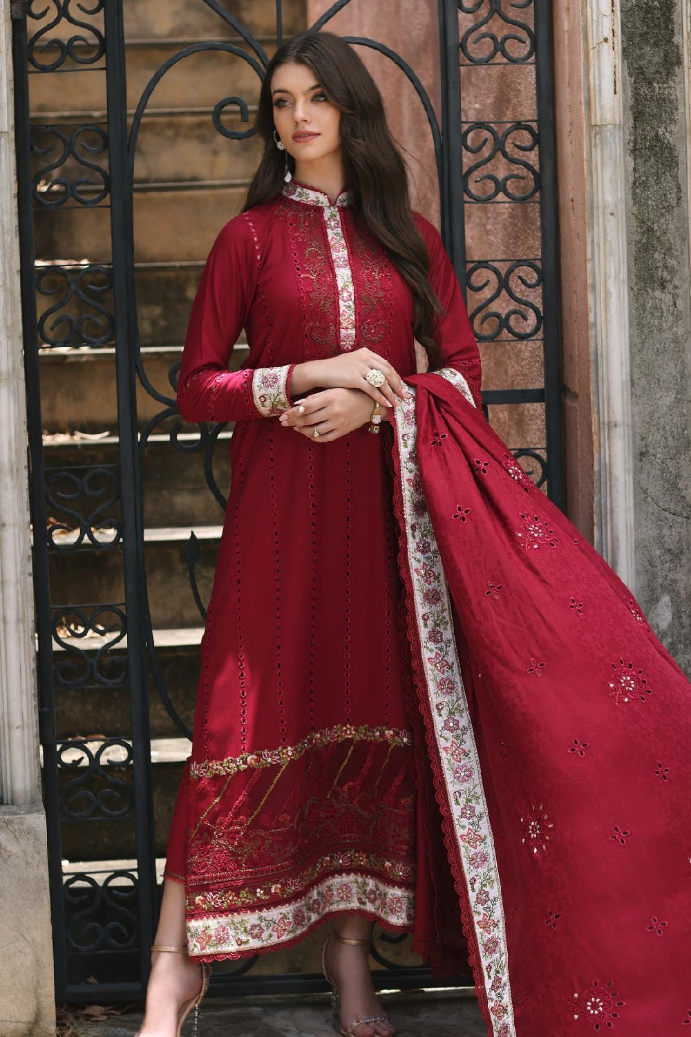Noor Luxury Winter By Saadia Asad D-07, photo 3