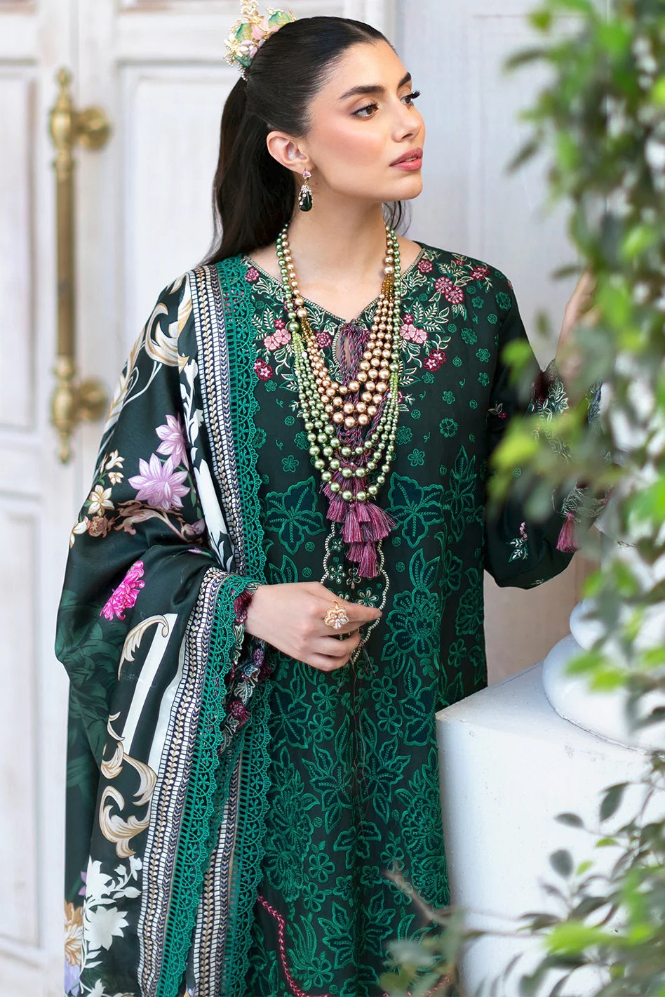 Sophie Lawn By Mahnur D-09, photo 2