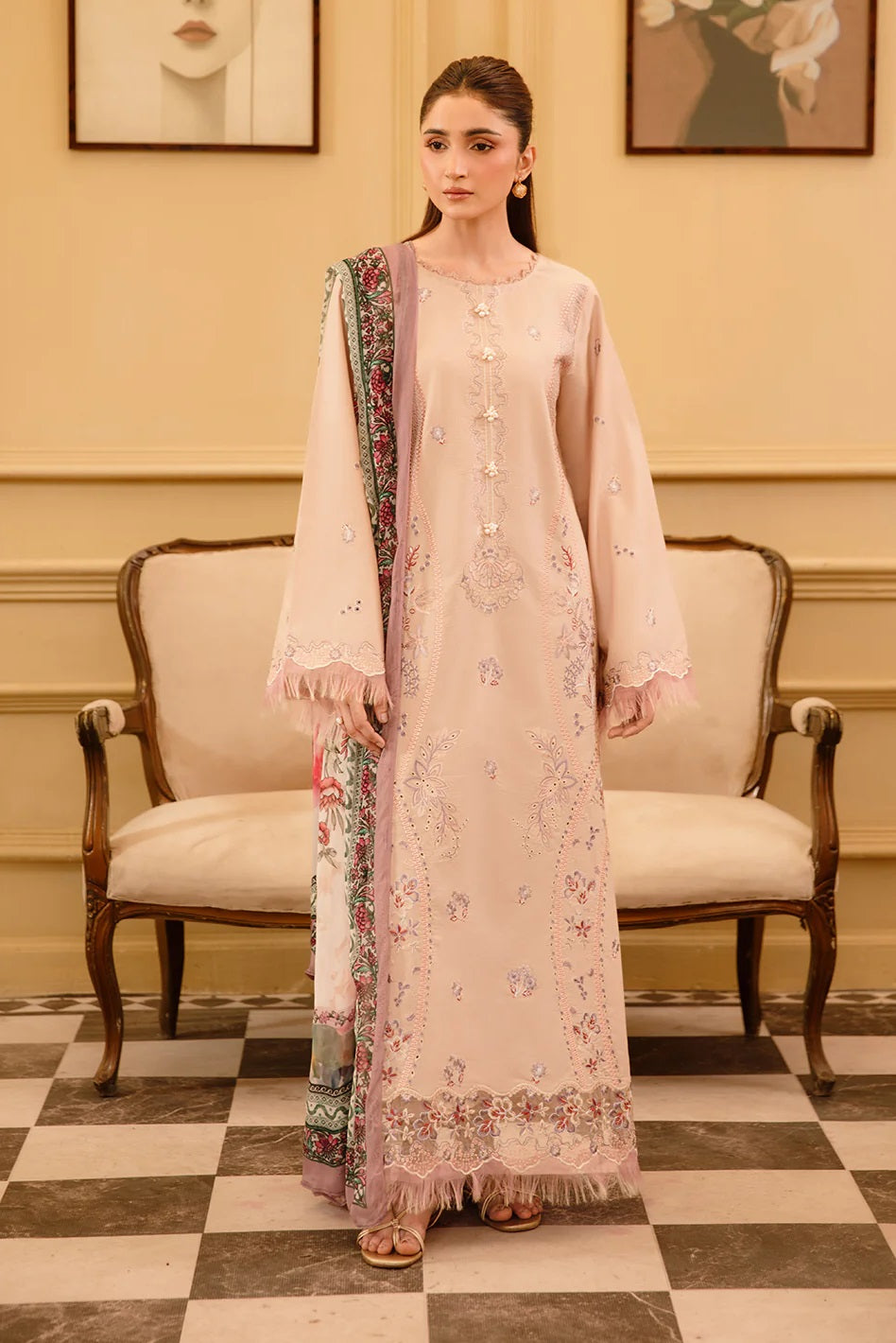 Nyrella Lawn By Celts D-07 – Celts 3-piece unstitched suit