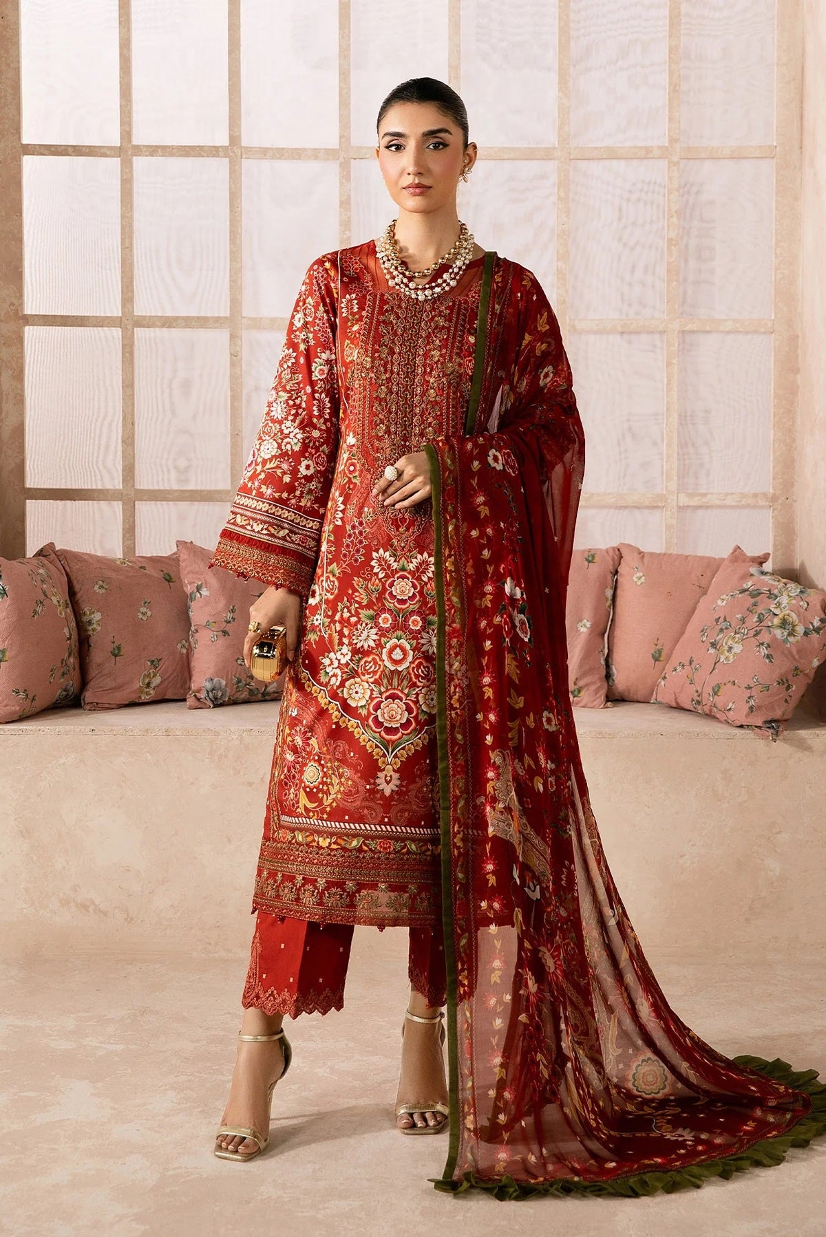 Gulaal Lawn D-07 (Calyx) – Gulaal 3-piece unstitched suit