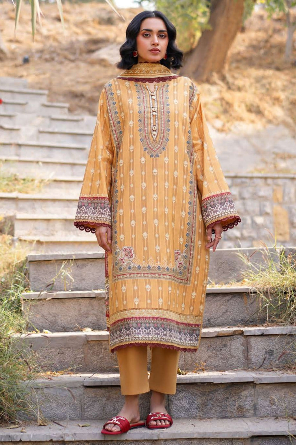 Asim Jofa Print Lawn AJUUB-07 – Asim Jofa 3-piece unstitched suit