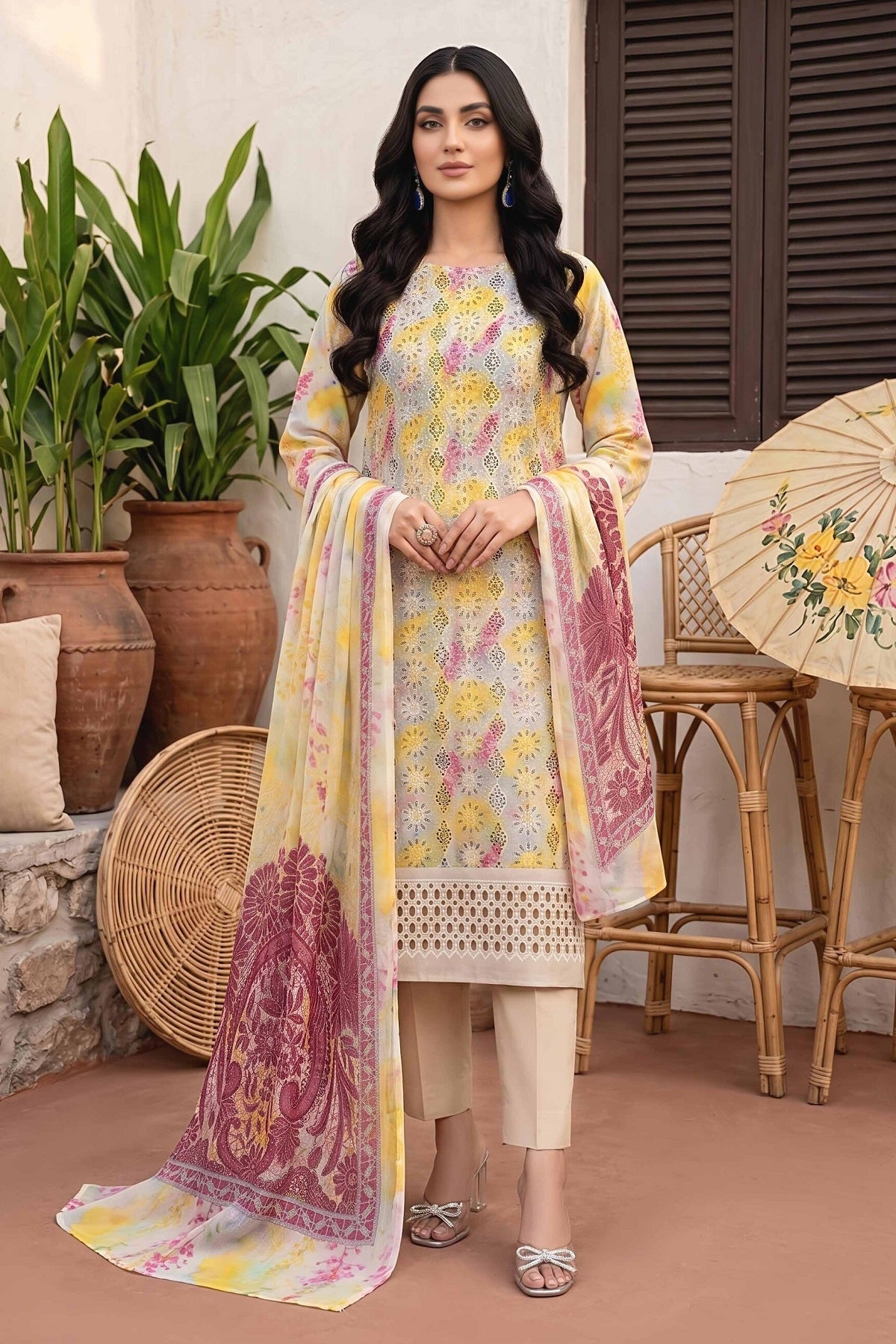 Aalaya Amelle Lawn D-07 – Aalaya 3-piece unstitched suit