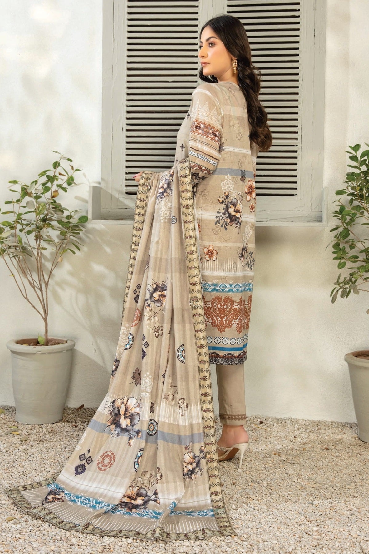 Malaika Lawn By Ravi Textile D-08, photo 2