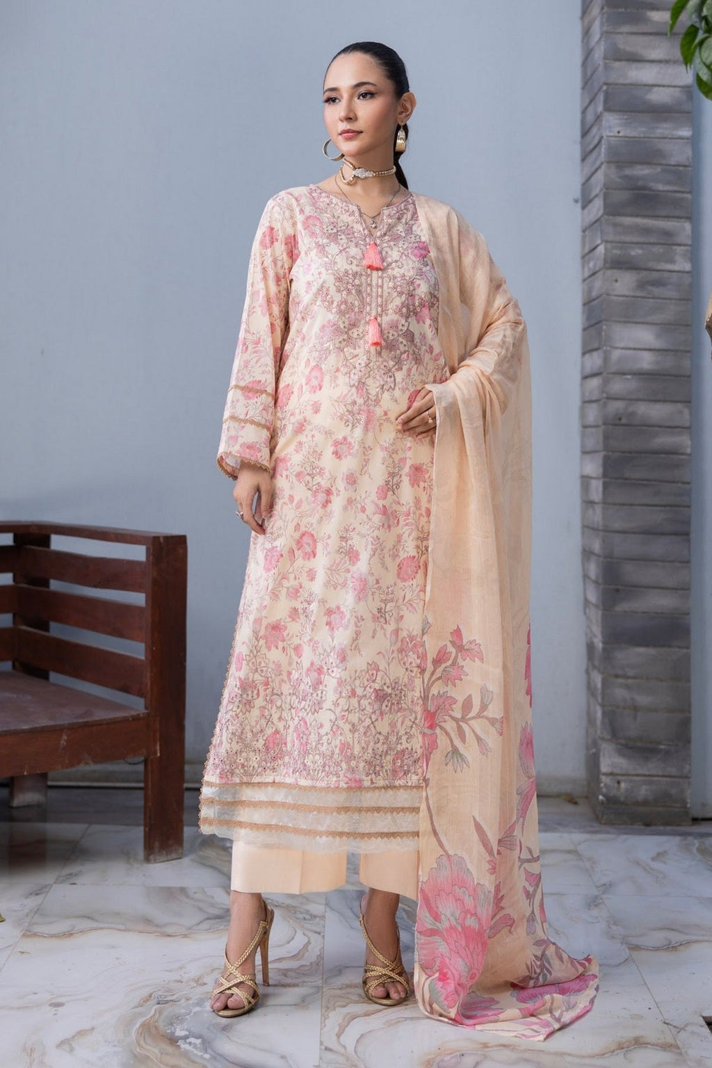 Zimal Lawn By Sanam Saeed D-09 by Puri Fabrics – Puri Fabrics 3-piece unstitched suit