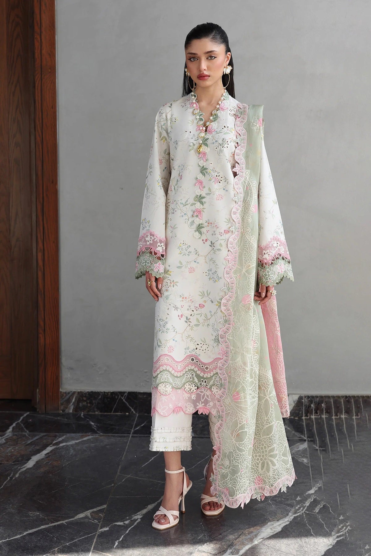 Qalamkar Qline Lawn QKL-09 (Siaa) – Qalamkar 3-piece unstitched suit