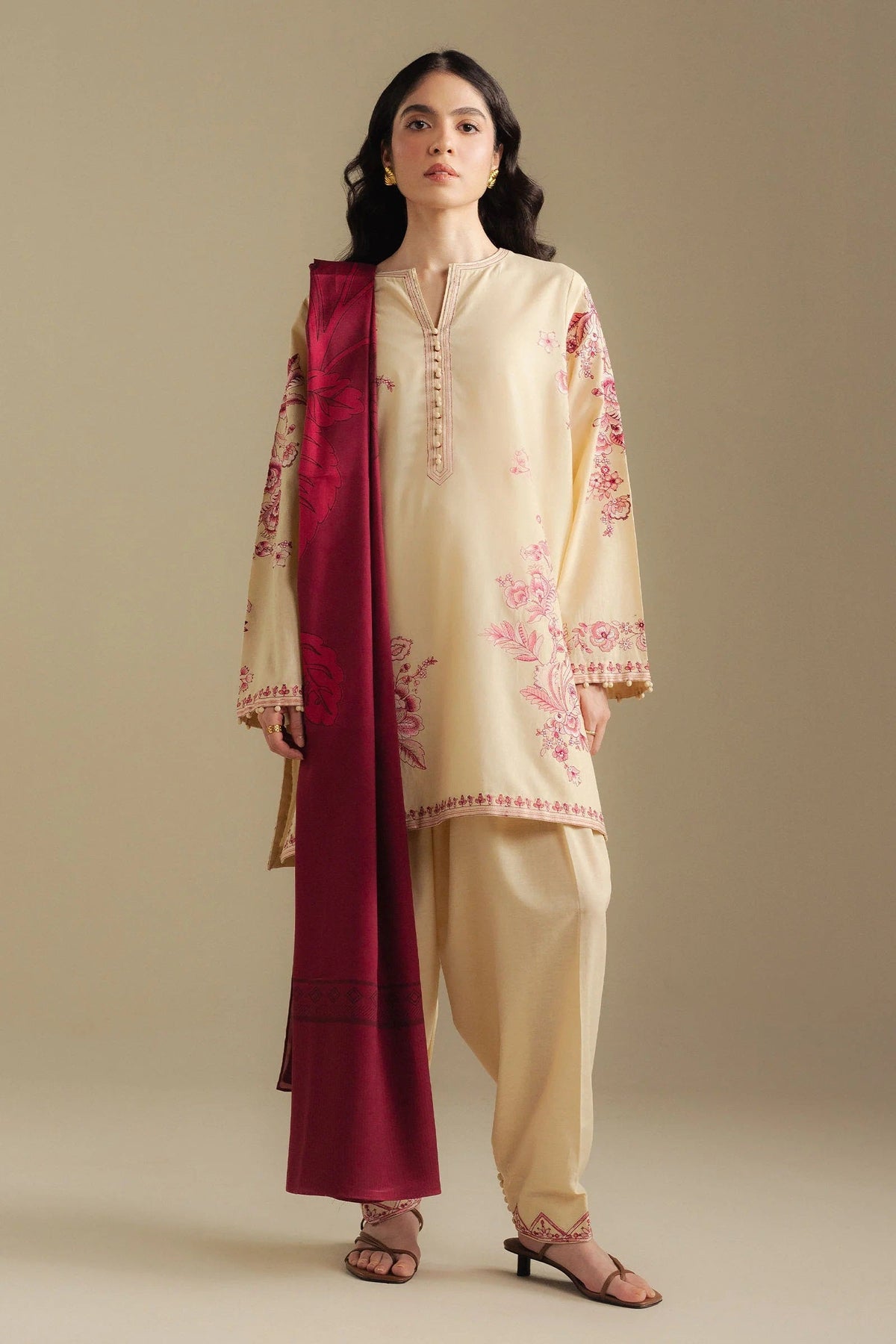 Coco Winter By Zara Shahjahan D-10A (Snowdrop) – Zara Shahjahan 3-piece unstitched suit