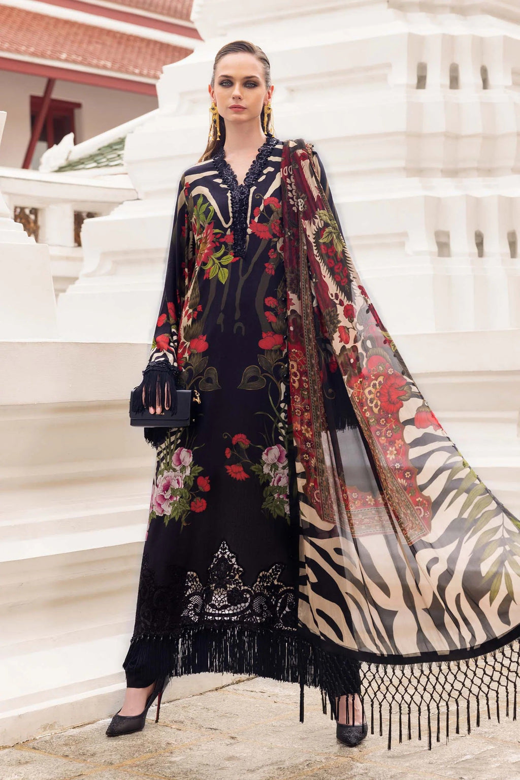 Maria B MPrints Winter D-10B – Maria B 3-piece unstitched suit